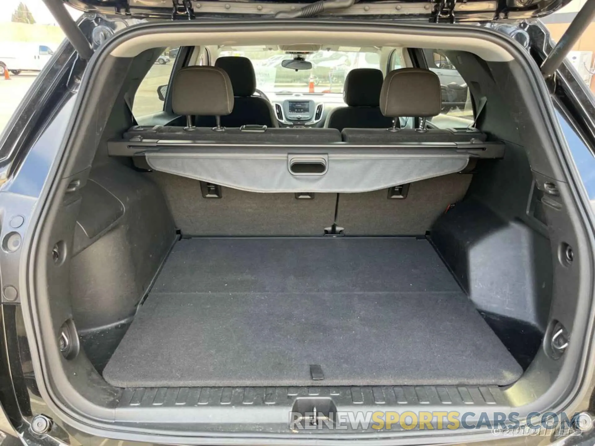 16 fotografías del automóvil dañado 2GNAXJEV1M6107119 CHEVROLET EQUINOX 2021