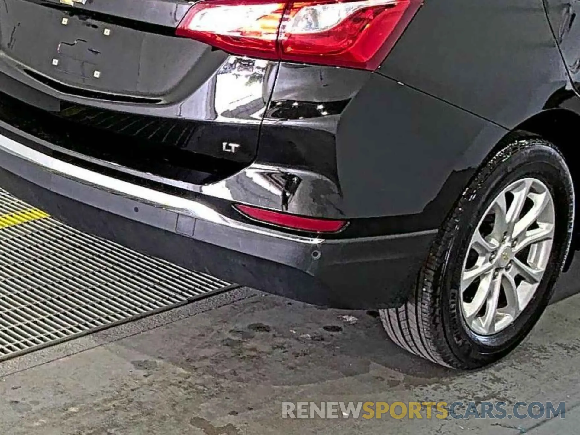 25 fotografías del automóvil dañado 2GNAXJEV2M6103399 CHEVROLET EQUINOX 2021