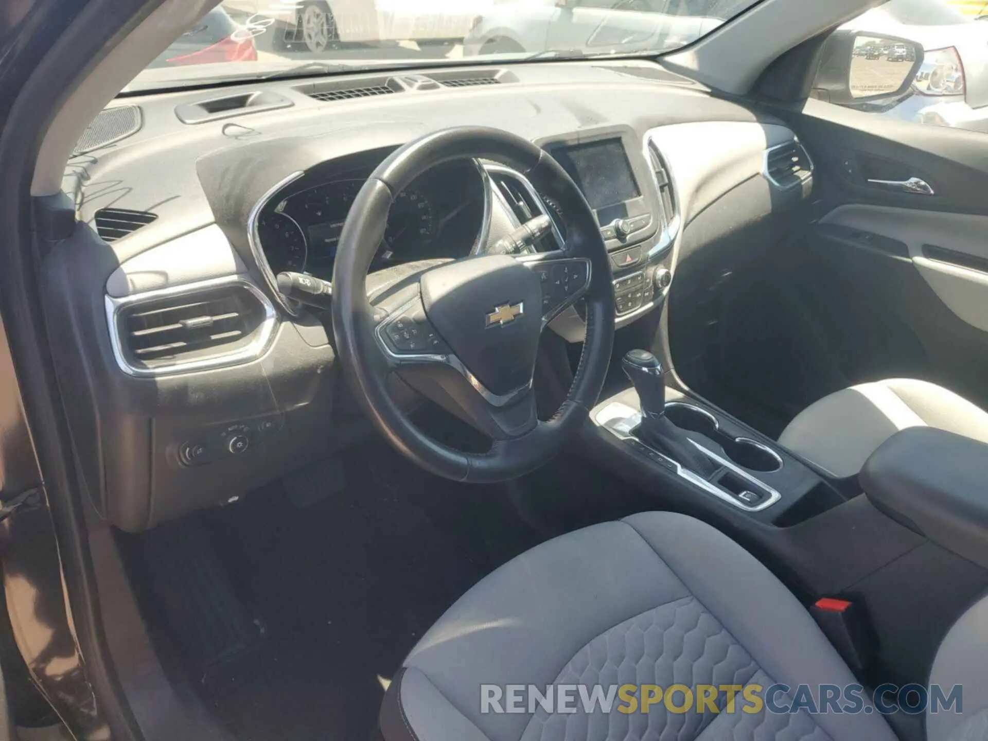 4 fotografías del automóvil dañado 2GNAXJEV2M6103399 CHEVROLET EQUINOX 2021