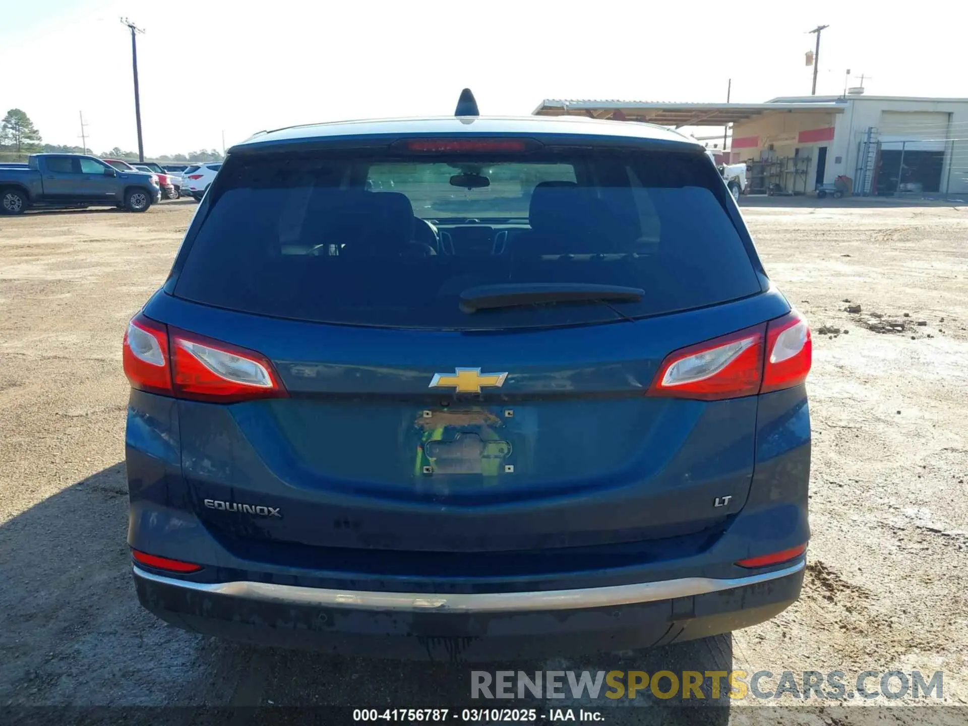17 fotografías del automóvil dañado 2GNAXJEV4M6151177 CHEVROLET EQUINOX 2021