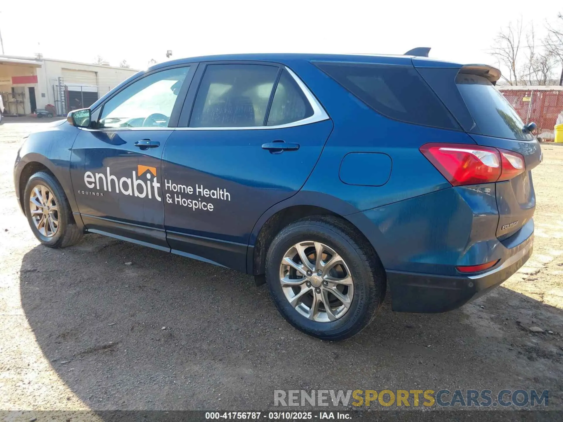 3 fotografías del automóvil dañado 2GNAXJEV4M6151177 CHEVROLET EQUINOX 2021