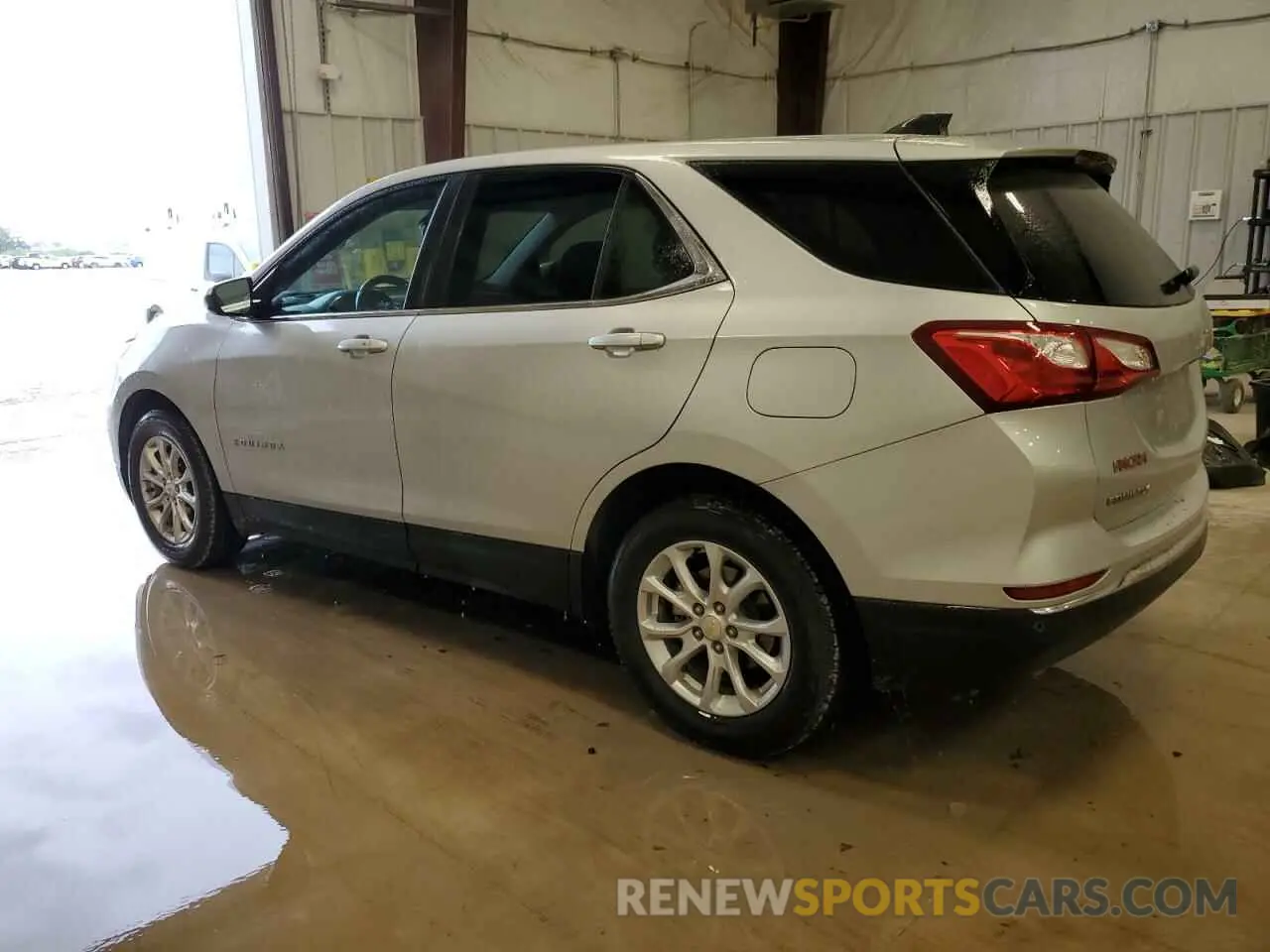 2 fotografías del automóvil dañado 2GNAXJEV4M6162552 CHEVROLET EQUINOX 2021