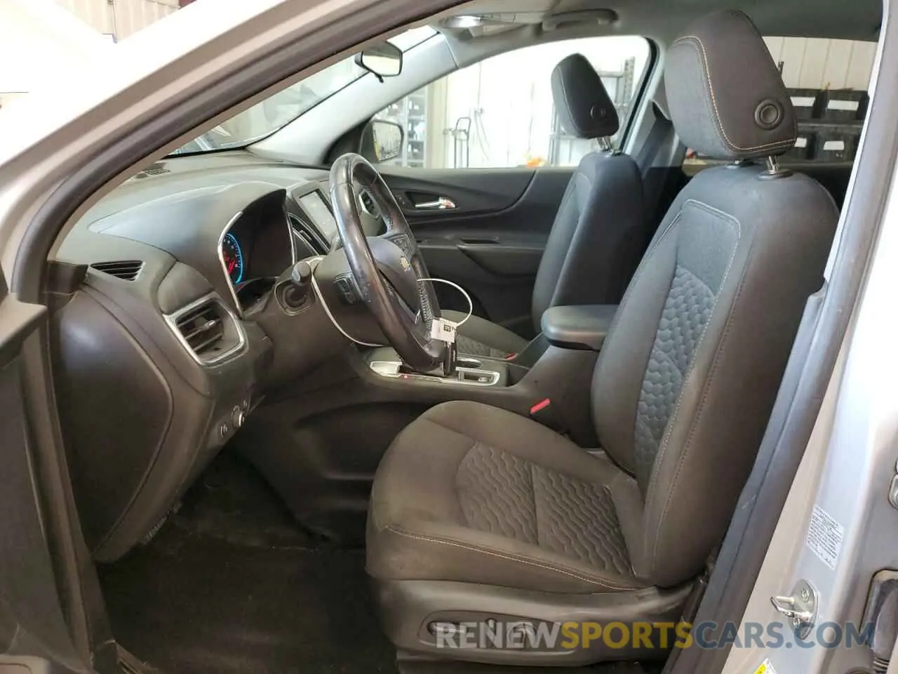 7 fotografías del automóvil dañado 2GNAXJEV4M6162552 CHEVROLET EQUINOX 2021