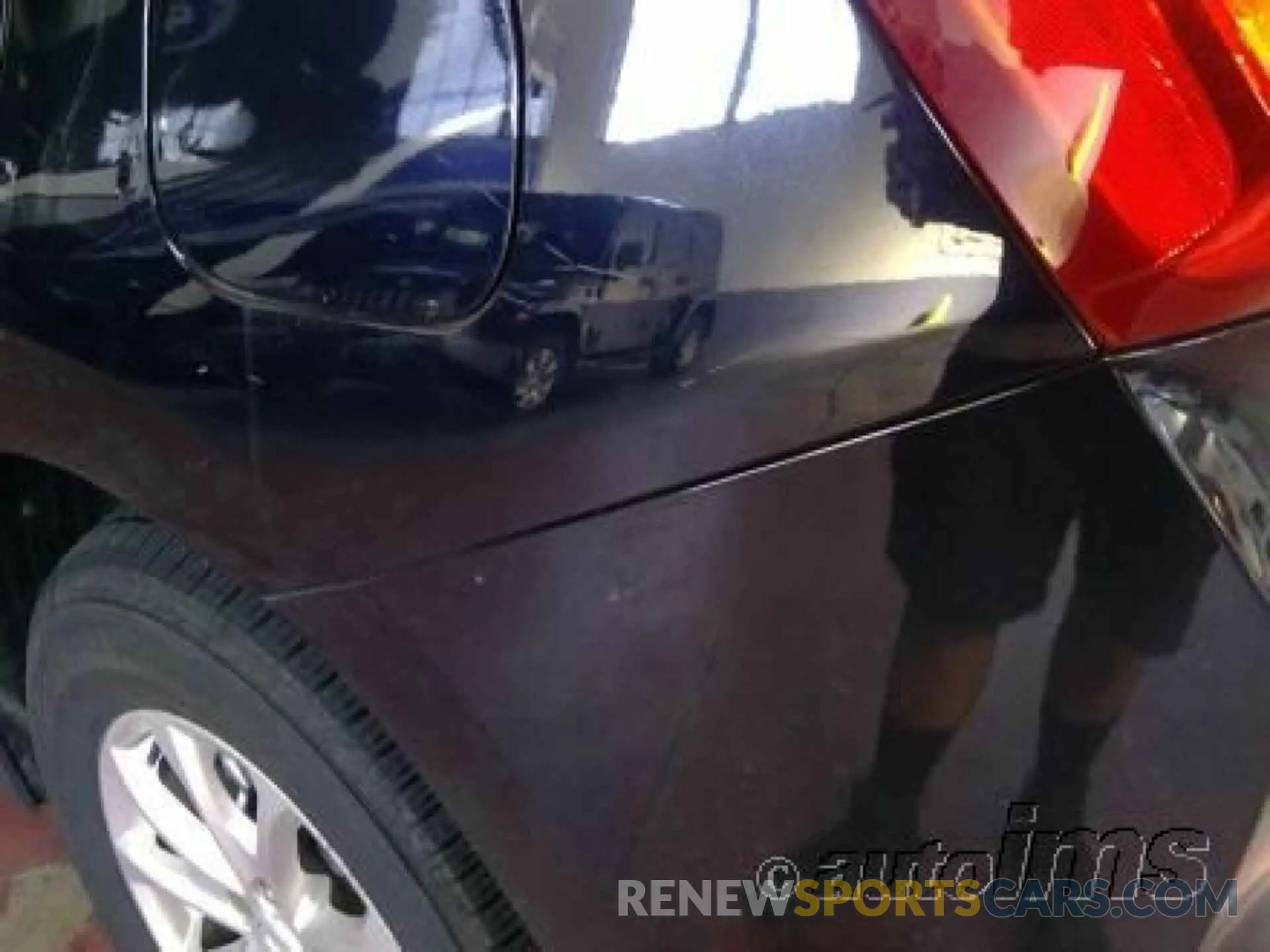 9 fotografías del automóvil dañado 2GNAXJEV6M6105009 CHEVROLET EQUINOX 2021