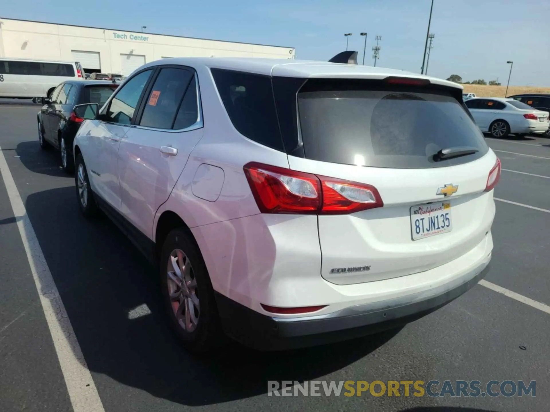 18 fotografías del automóvil dañado 2GNAXJEV7M6107724 CHEVROLET EQUINOX 2021