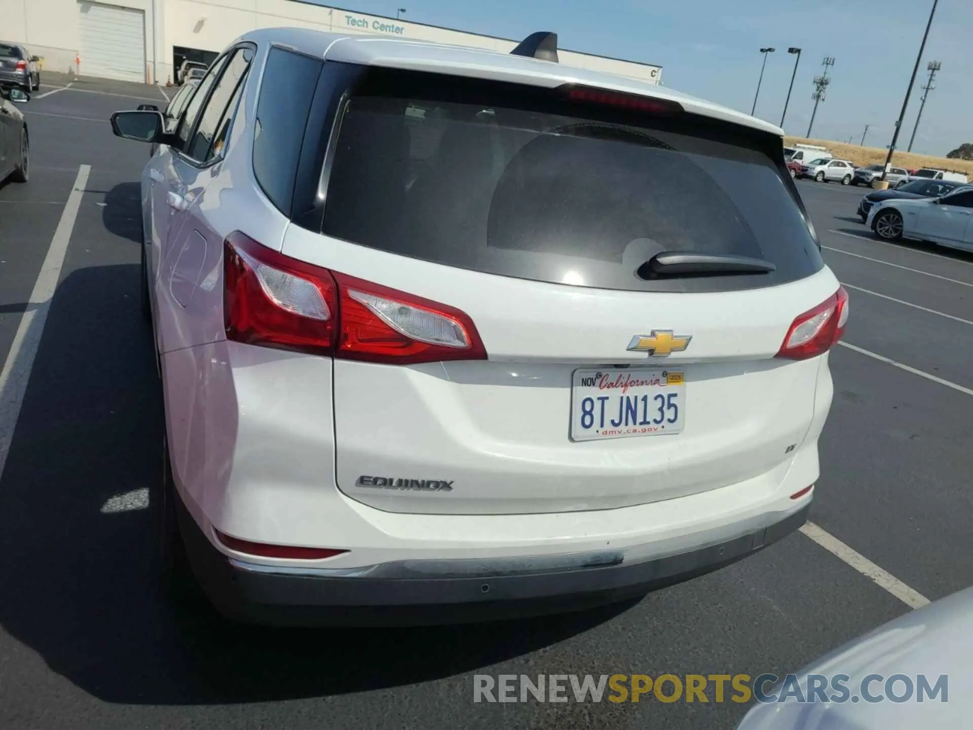 40 fotografías del automóvil dañado 2GNAXJEV7M6107724 CHEVROLET EQUINOX 2021