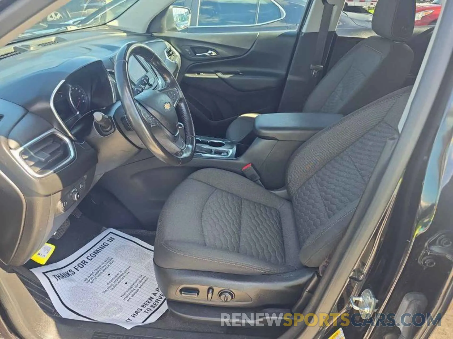 6 fotografías del automóvil dañado 2GNAXJEV9M6106008 CHEVROLET EQUINOX 2021