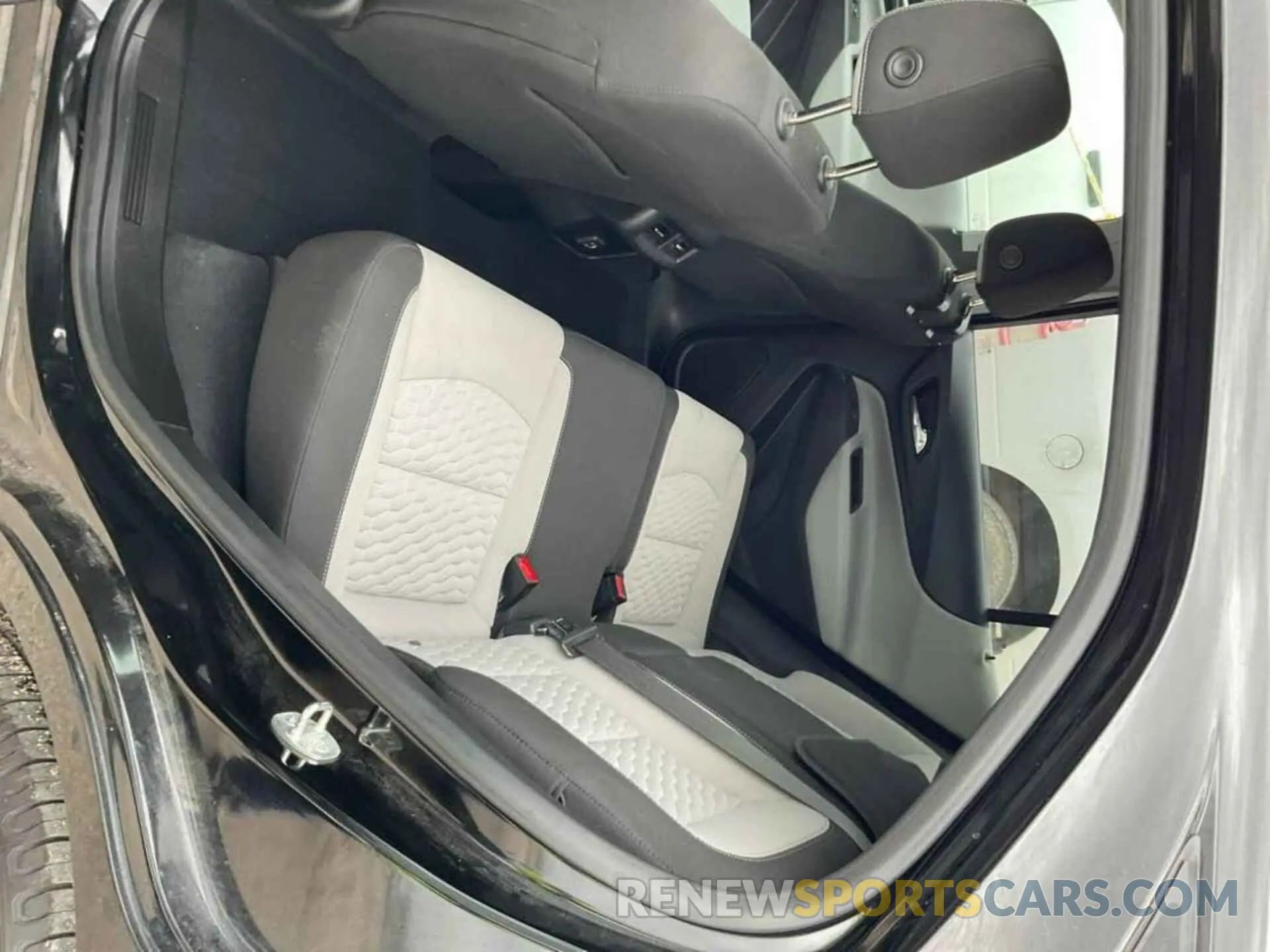 19 fotografías del automóvil dañado 2GNAXJEVXM6106194 CHEVROLET EQUINOX 2021