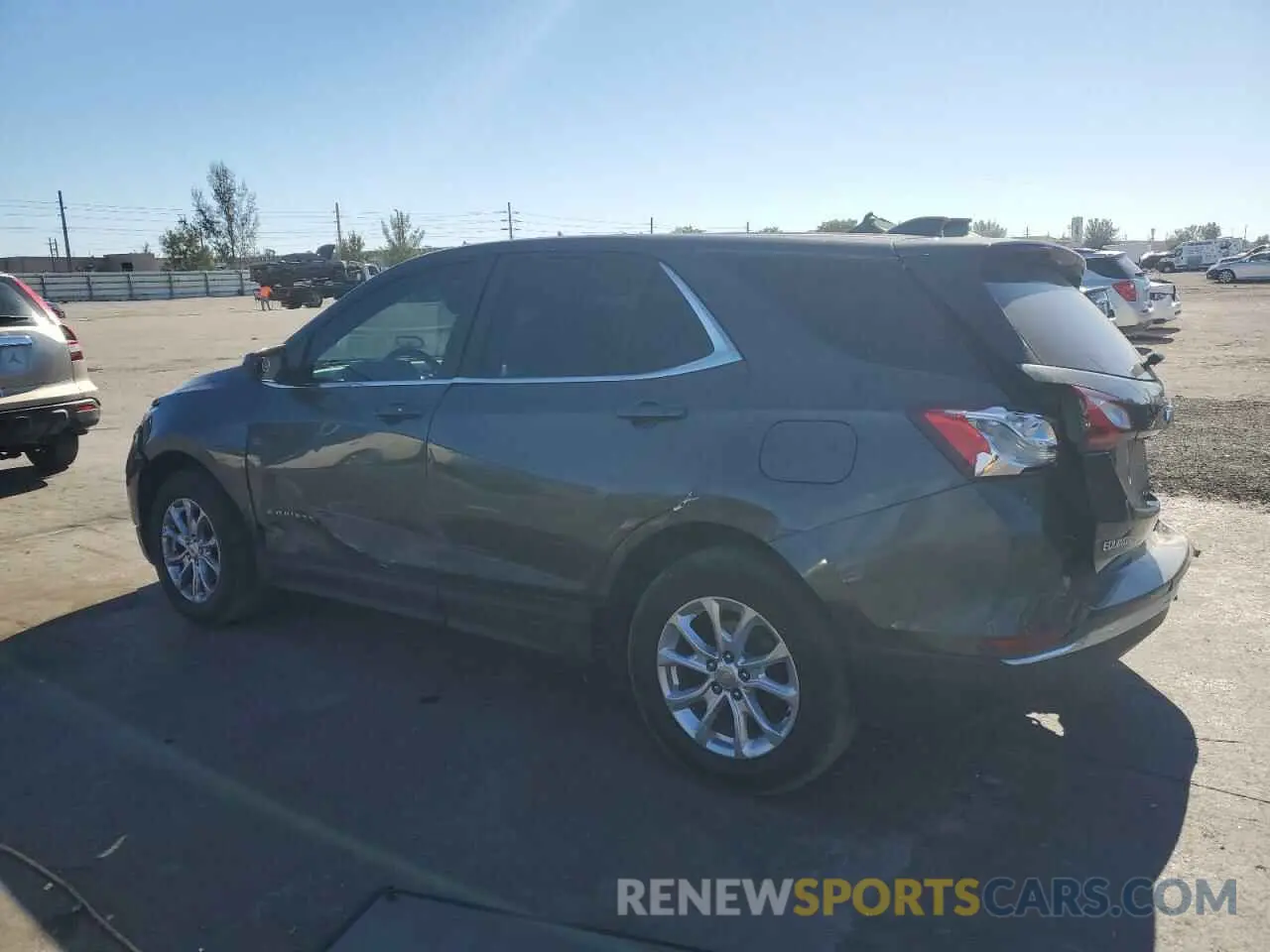 2 fotografías del automóvil dañado 2GNAXKEV0M6102452 CHEVROLET EQUINOX 2021