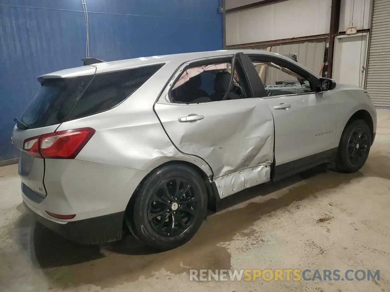 3 fotografías del automóvil dañado 2GNAXKEV0M6105352 CHEVROLET EQUINOX 2021