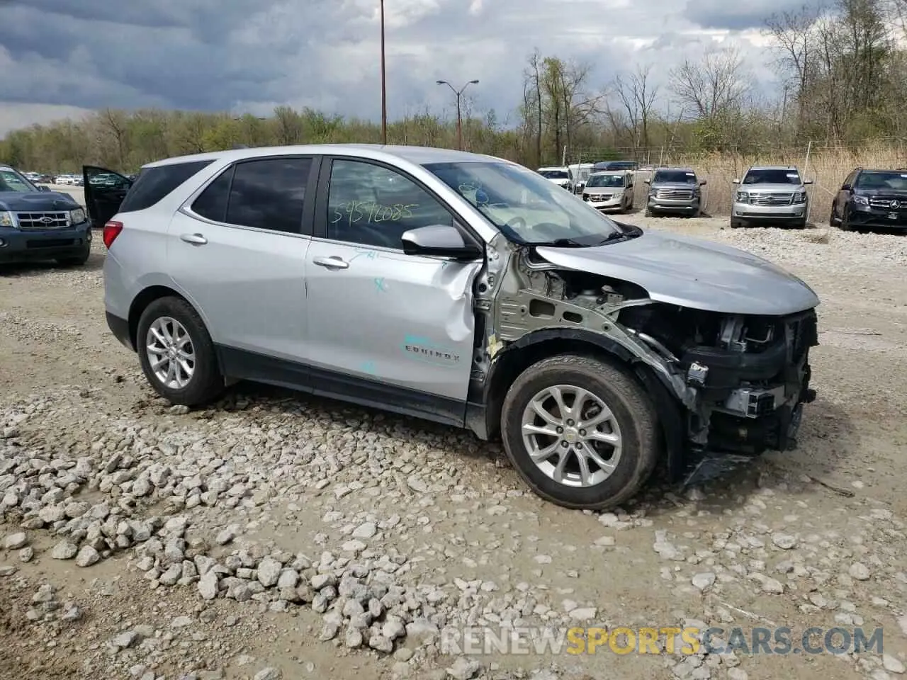 4 fotografías del automóvil dañado 2GNAXKEV0M6108171 CHEVROLET EQUINOX 2021