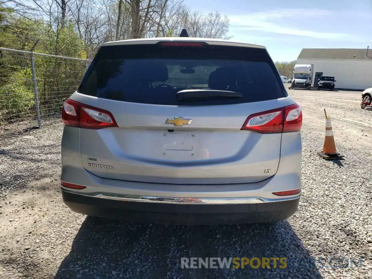6 fotografías del automóvil dañado 2GNAXKEV0M6108171 CHEVROLET EQUINOX 2021