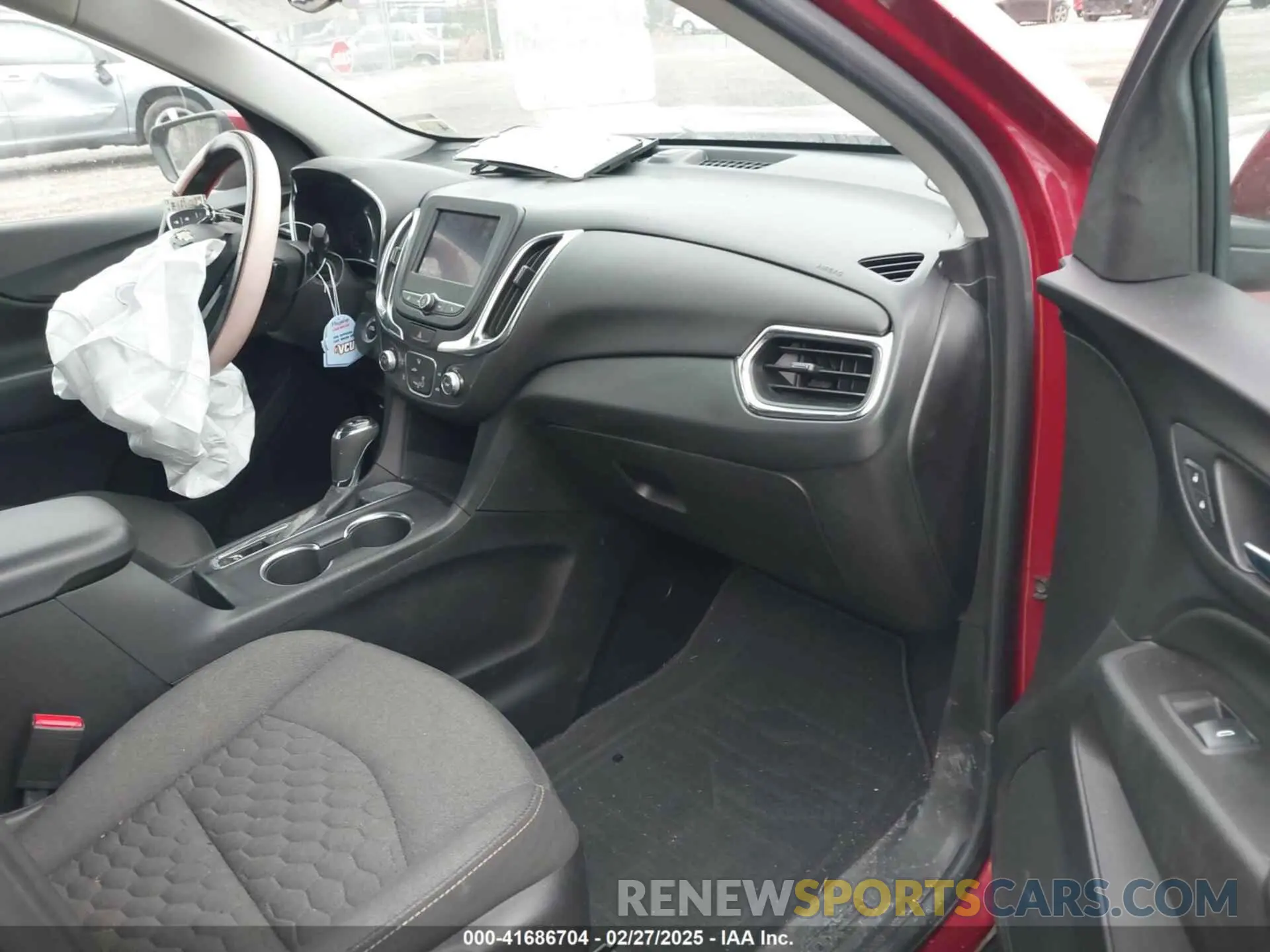 5 fotografías del automóvil dañado 2GNAXKEV3M6148406 CHEVROLET EQUINOX 2021