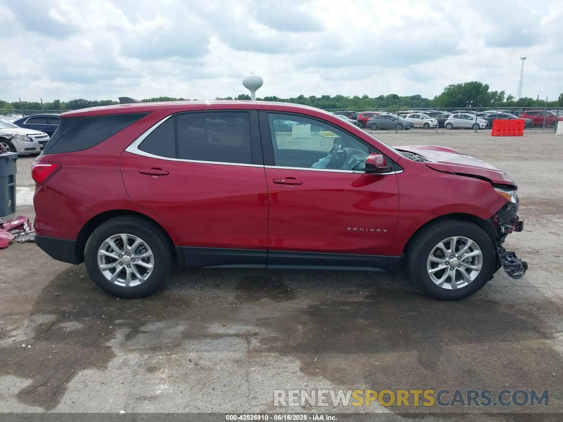 14 fotografías del automóvil dañado 2GNAXKEV5M6138783 CHEVROLET EQUINOX 2021