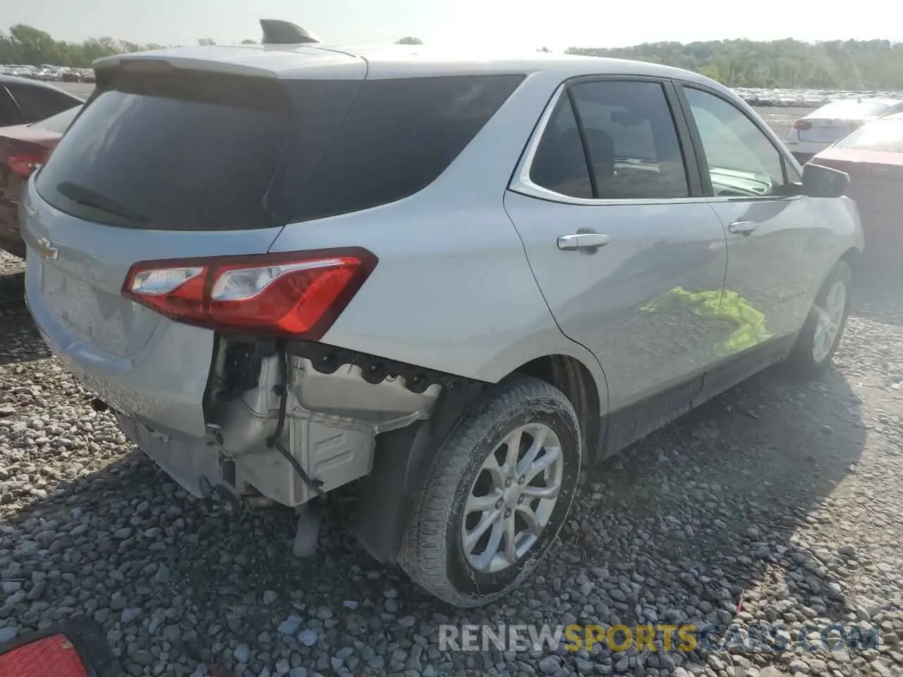 3 fotografías del automóvil dañado 2GNAXKEV6M6105047 CHEVROLET EQUINOX 2021
