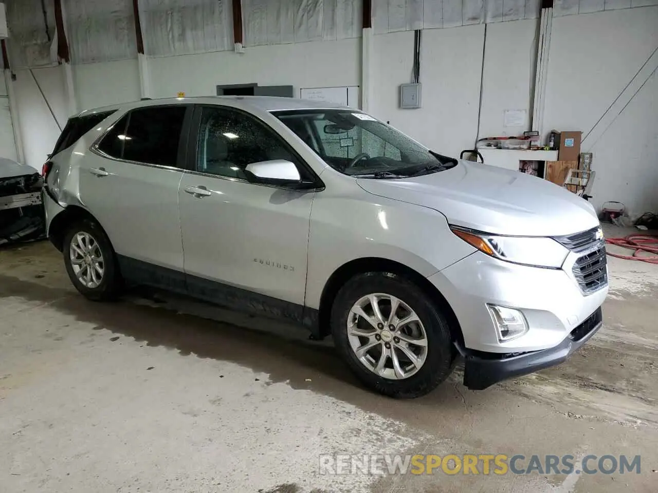 4 fotografías del automóvil dañado 2GNAXKEV6M6107820 CHEVROLET EQUINOX 2021