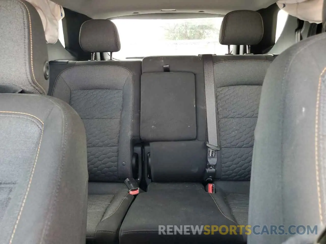 10 fotografías del automóvil dañado 2GNAXKEV6M6133009 CHEVROLET EQUINOX 2021