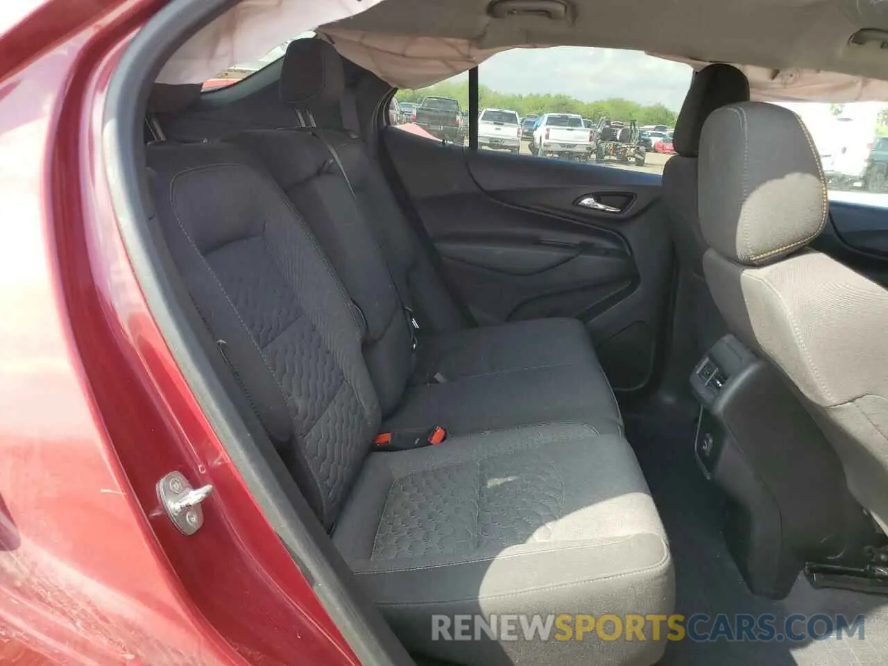 11 fotografías del automóvil dañado 2GNAXKEV6M6133009 CHEVROLET EQUINOX 2021