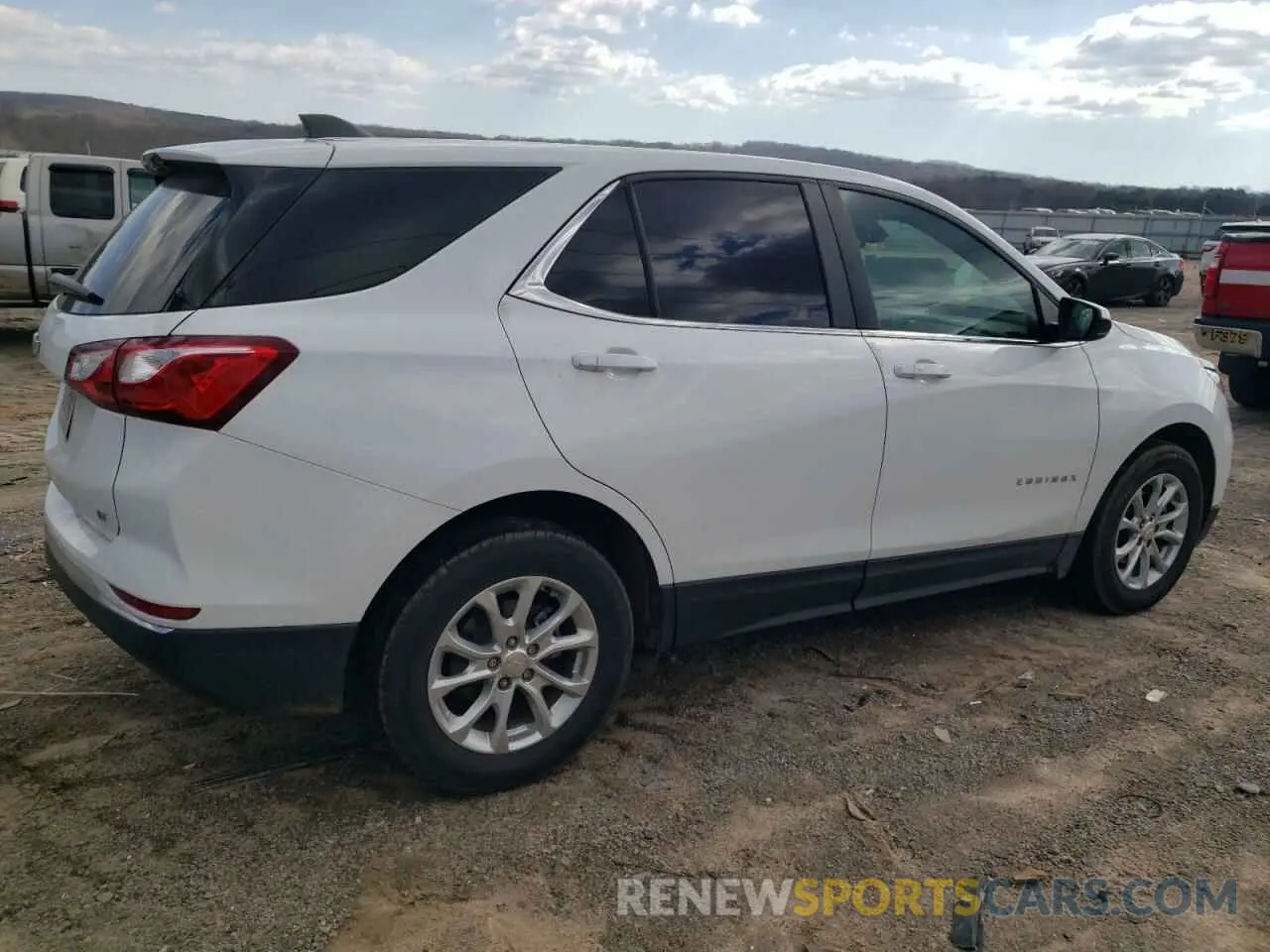 3 fotografías del automóvil dañado 2GNAXKEV7M6119930 CHEVROLET EQUINOX 2021