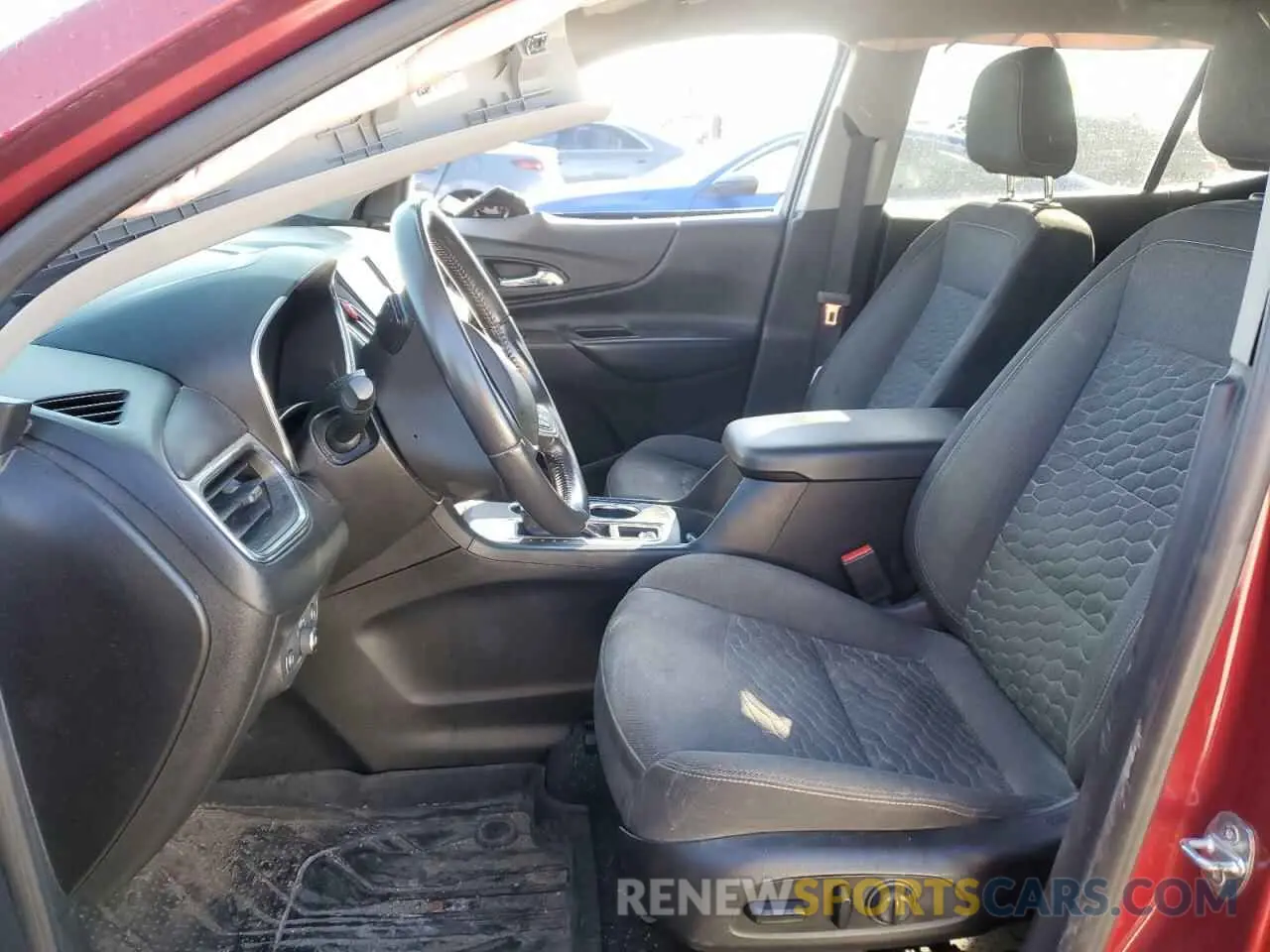 7 fotografías del automóvil dañado 2GNAXKEV7M6153141 CHEVROLET EQUINOX 2021