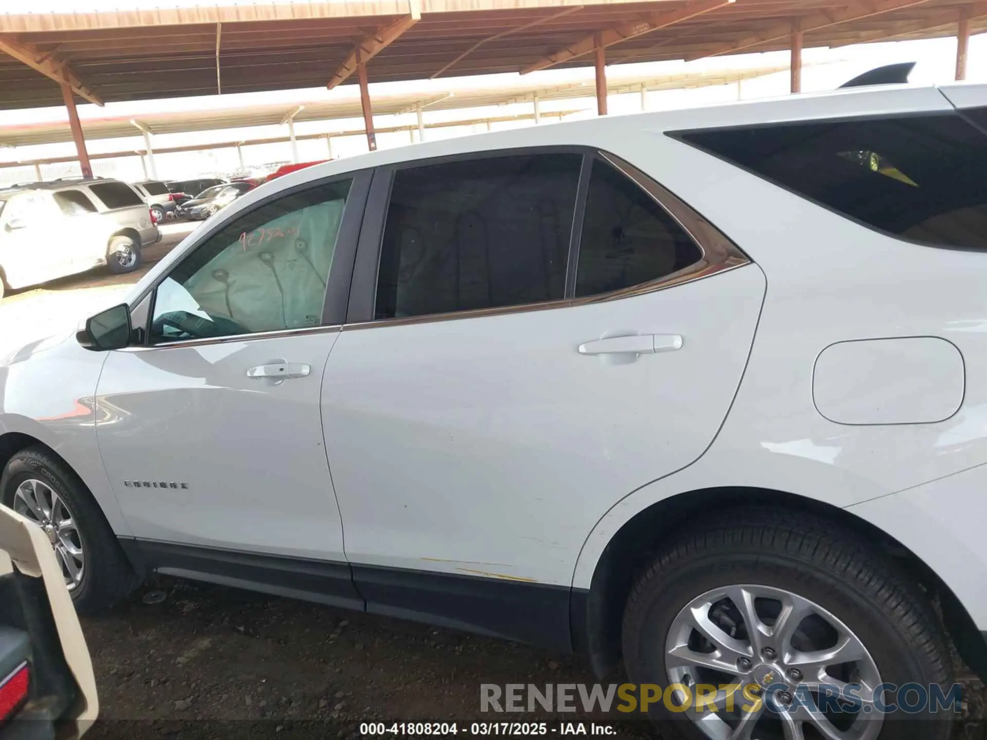 14 fotografías del automóvil dañado 2GNAXKEV8M6108239 CHEVROLET EQUINOX 2021