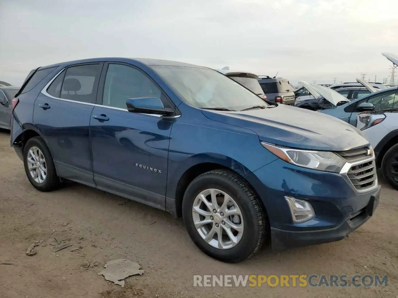 4 fotografías del automóvil dañado 2GNAXKEV8M6116874 CHEVROLET EQUINOX 2021