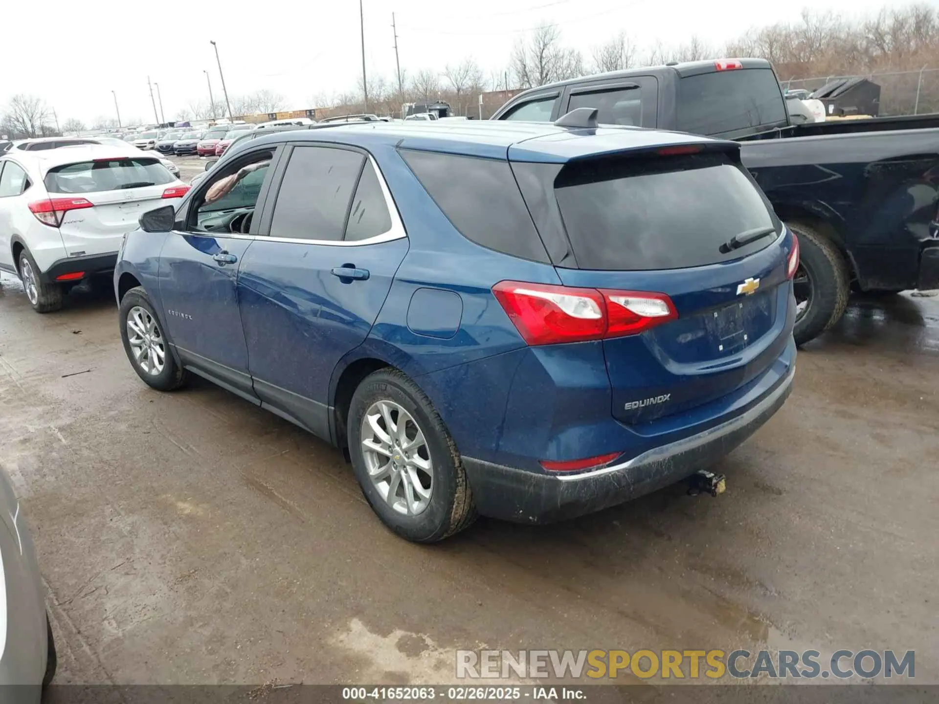 3 fotografías del automóvil dañado 2GNAXKEV8M6135151 CHEVROLET EQUINOX 2021