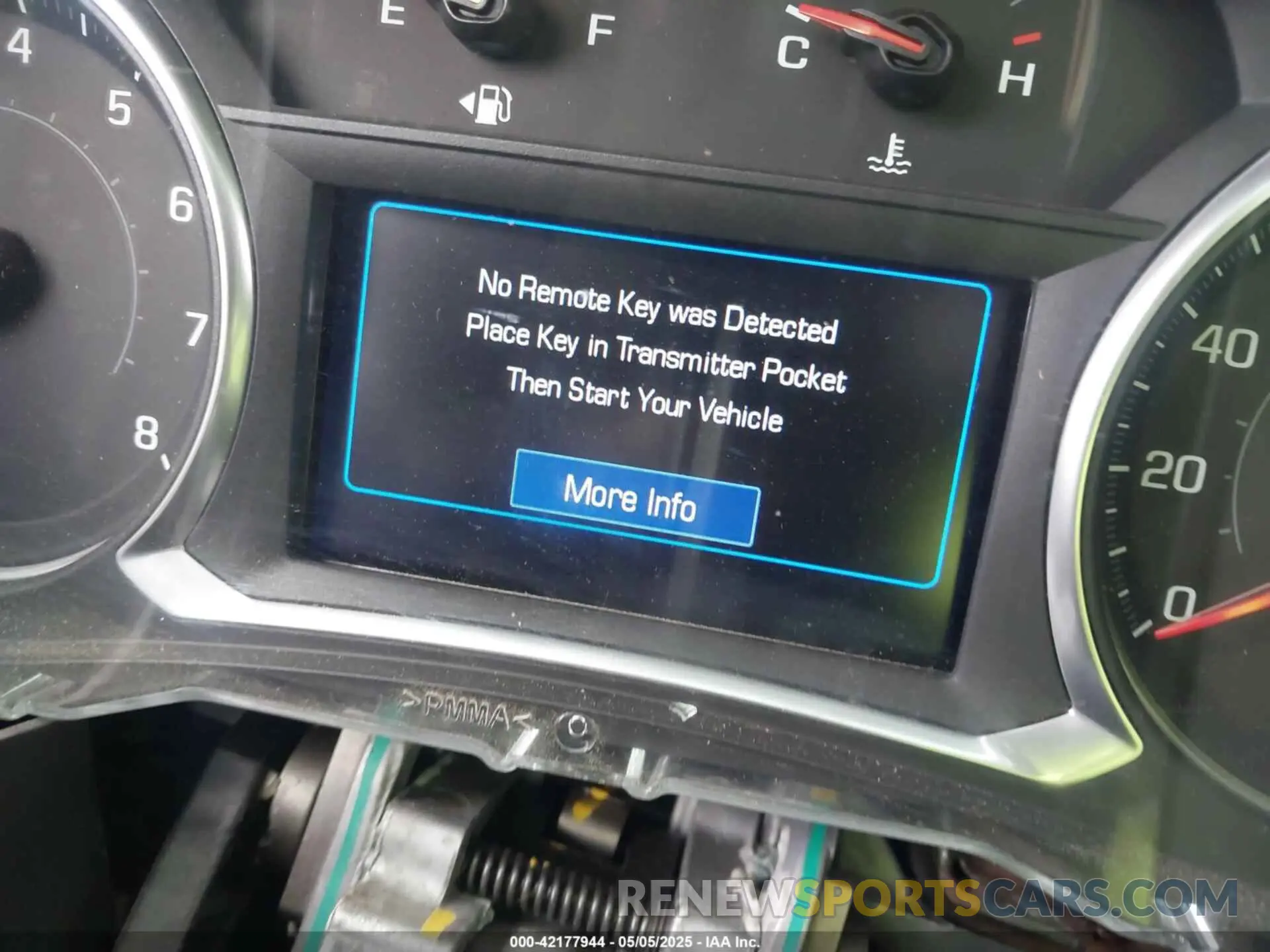 14 fotografías del automóvil dañado 2GNAXKEVXM6100417 CHEVROLET EQUINOX 2021