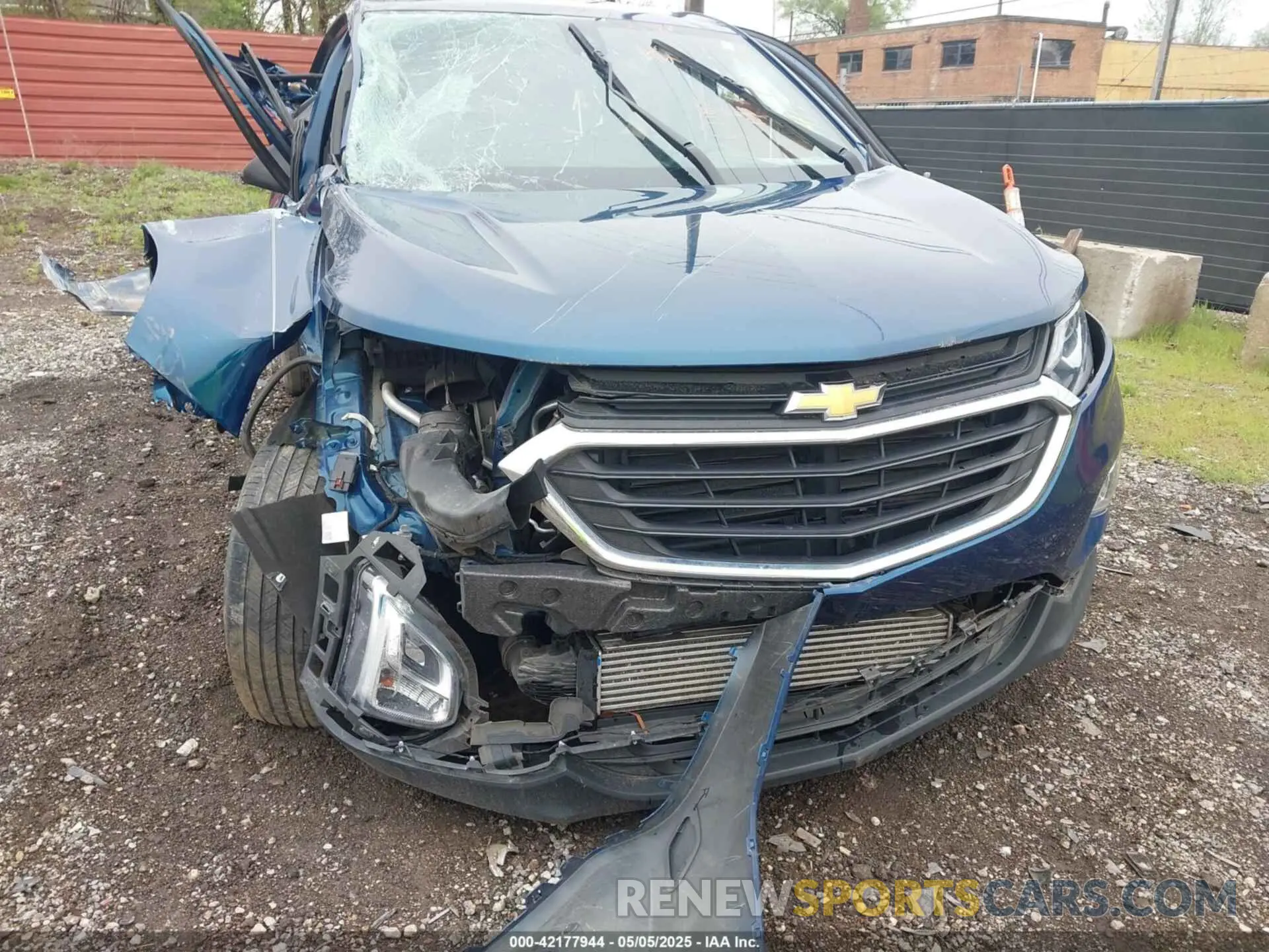 17 fotografías del automóvil dañado 2GNAXKEVXM6100417 CHEVROLET EQUINOX 2021