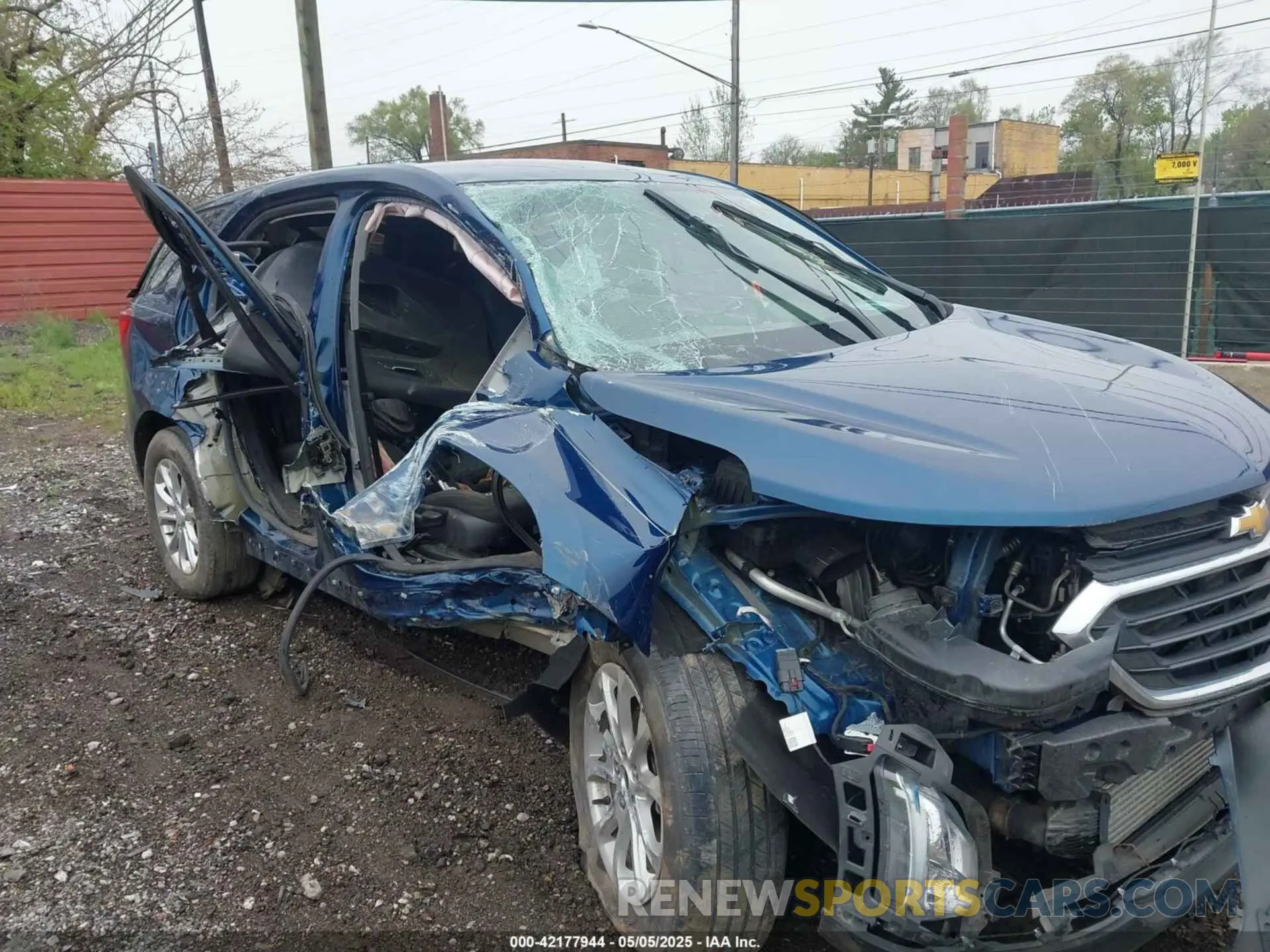 18 fotografías del automóvil dañado 2GNAXKEVXM6100417 CHEVROLET EQUINOX 2021