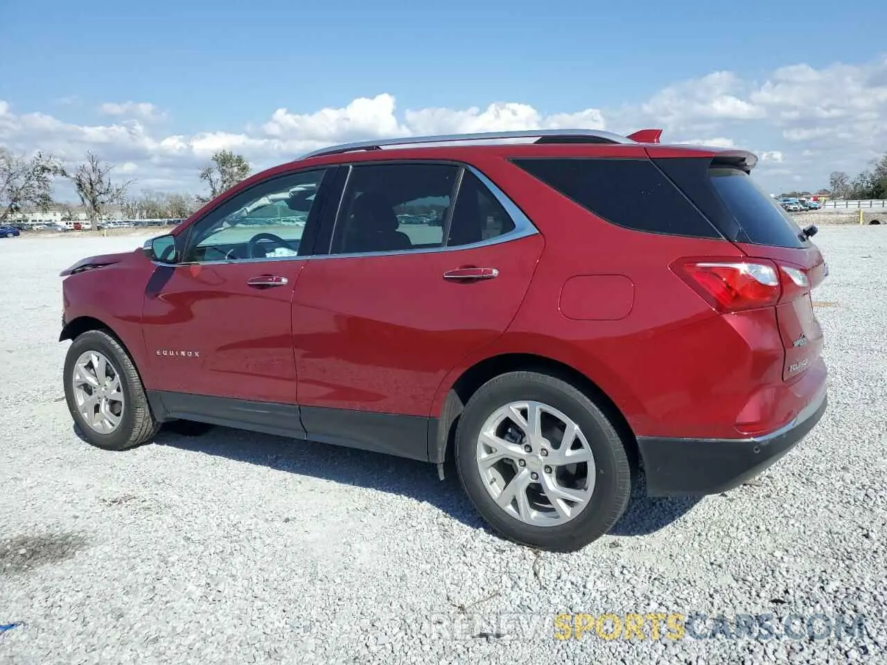 2 fotografías del automóvil dañado 2GNAXNEV0M6139888 CHEVROLET EQUINOX 2021