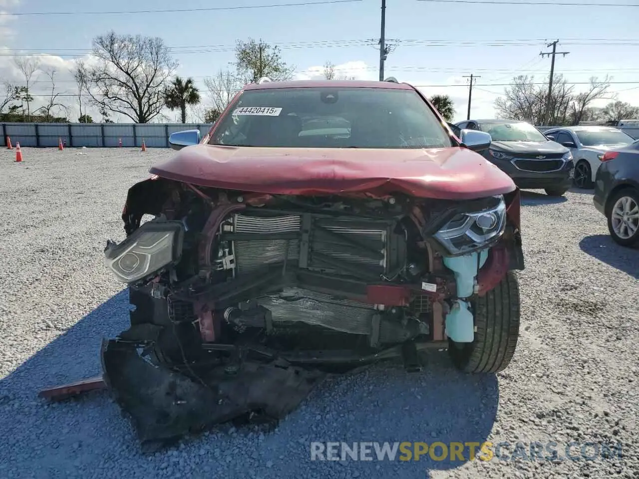 5 fotografías del automóvil dañado 2GNAXNEV0M6139888 CHEVROLET EQUINOX 2021