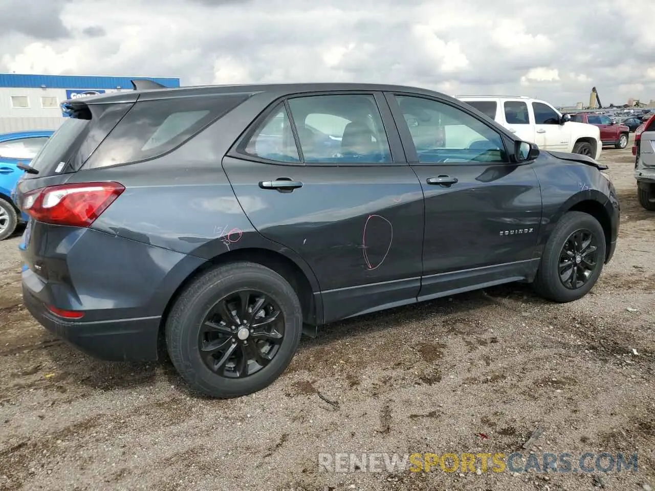 3 fotografías del automóvil dañado 2GNAXSEV1M6119227 CHEVROLET EQUINOX 2021