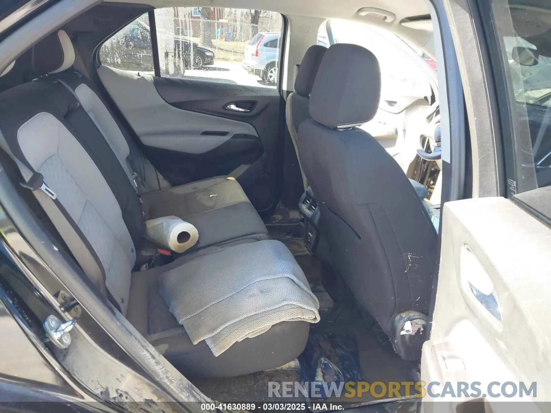 8 fotografías del automóvil dañado 2GNAXSEV6M6146813 CHEVROLET EQUINOX 2021