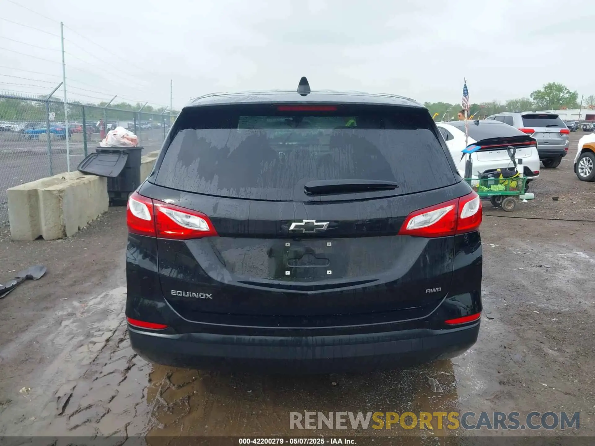 16 fotografías del automóvil dañado 2GNAXSEV9M6142819 CHEVROLET EQUINOX 2021