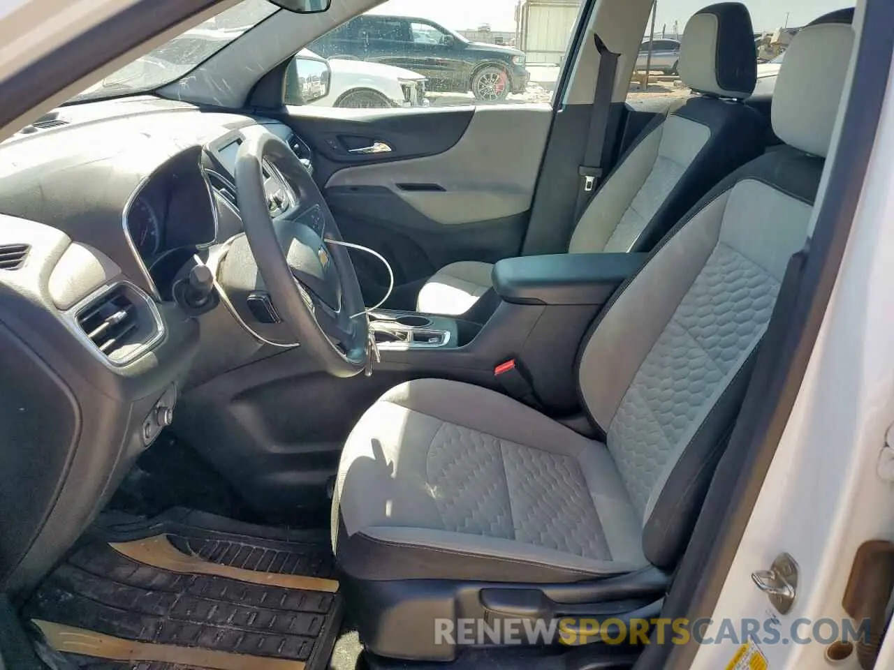 7 fotografías del automóvil dañado 2GNAXSEV9M6155411 CHEVROLET EQUINOX 2021