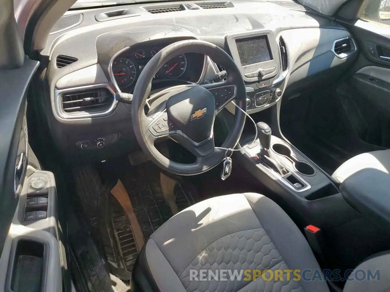 8 fotografías del automóvil dañado 2GNAXSEV9M6155411 CHEVROLET EQUINOX 2021
