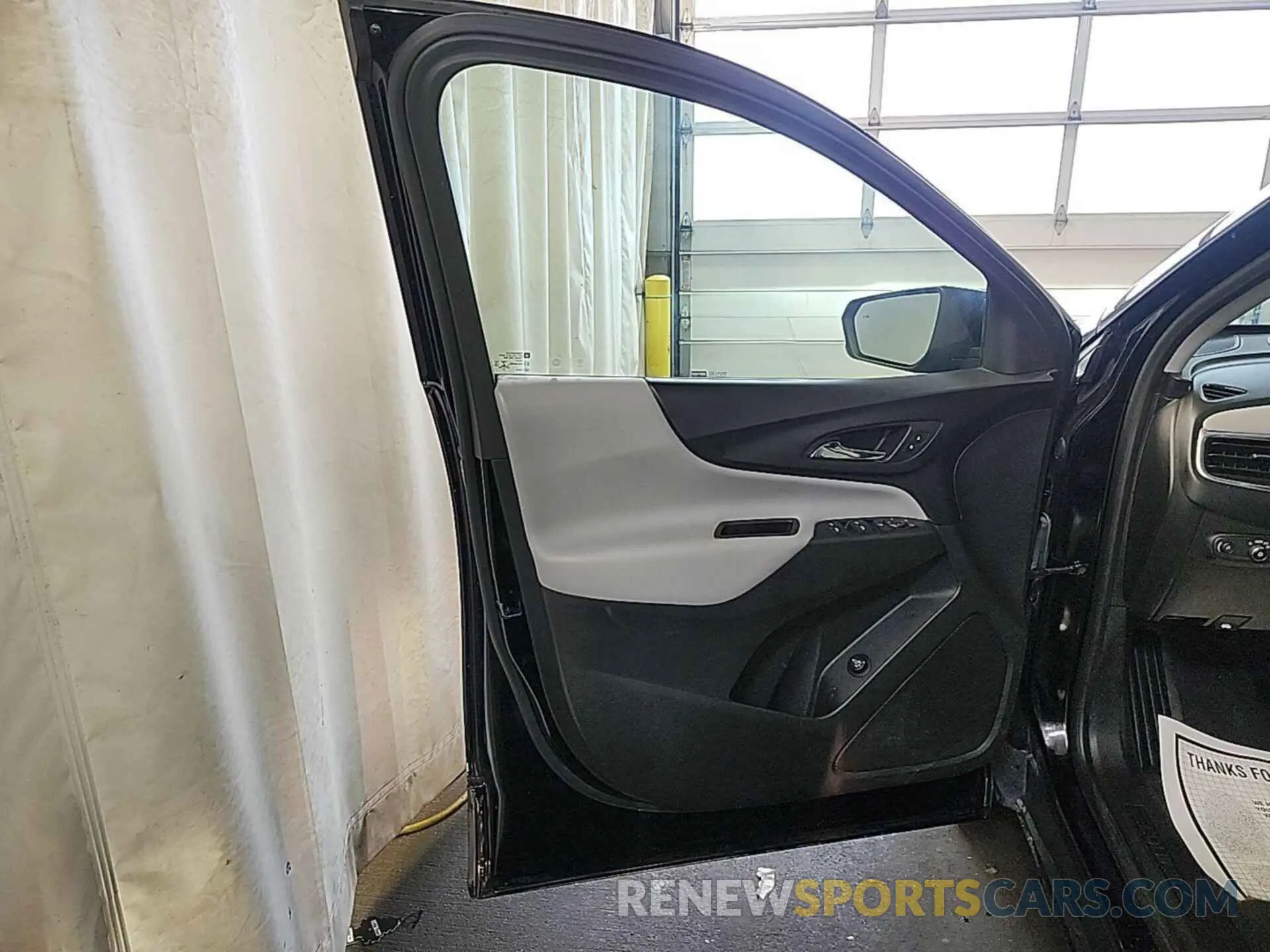 17 fotografías del automóvil dañado 2GNAXTEV0M6108595 CHEVROLET EQUINOX 2021