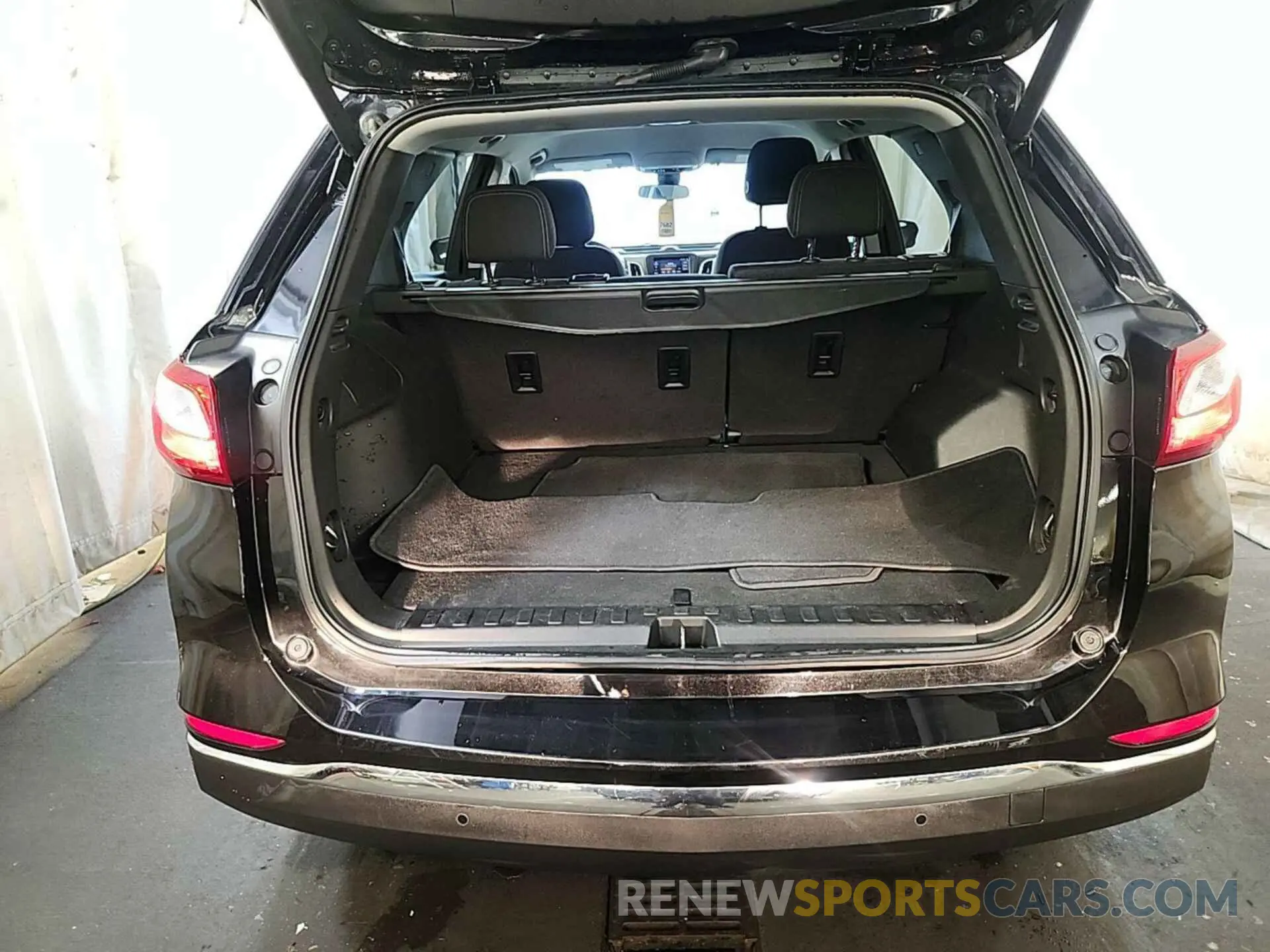 5 fotografías del automóvil dañado 2GNAXTEV0M6108595 CHEVROLET EQUINOX 2021