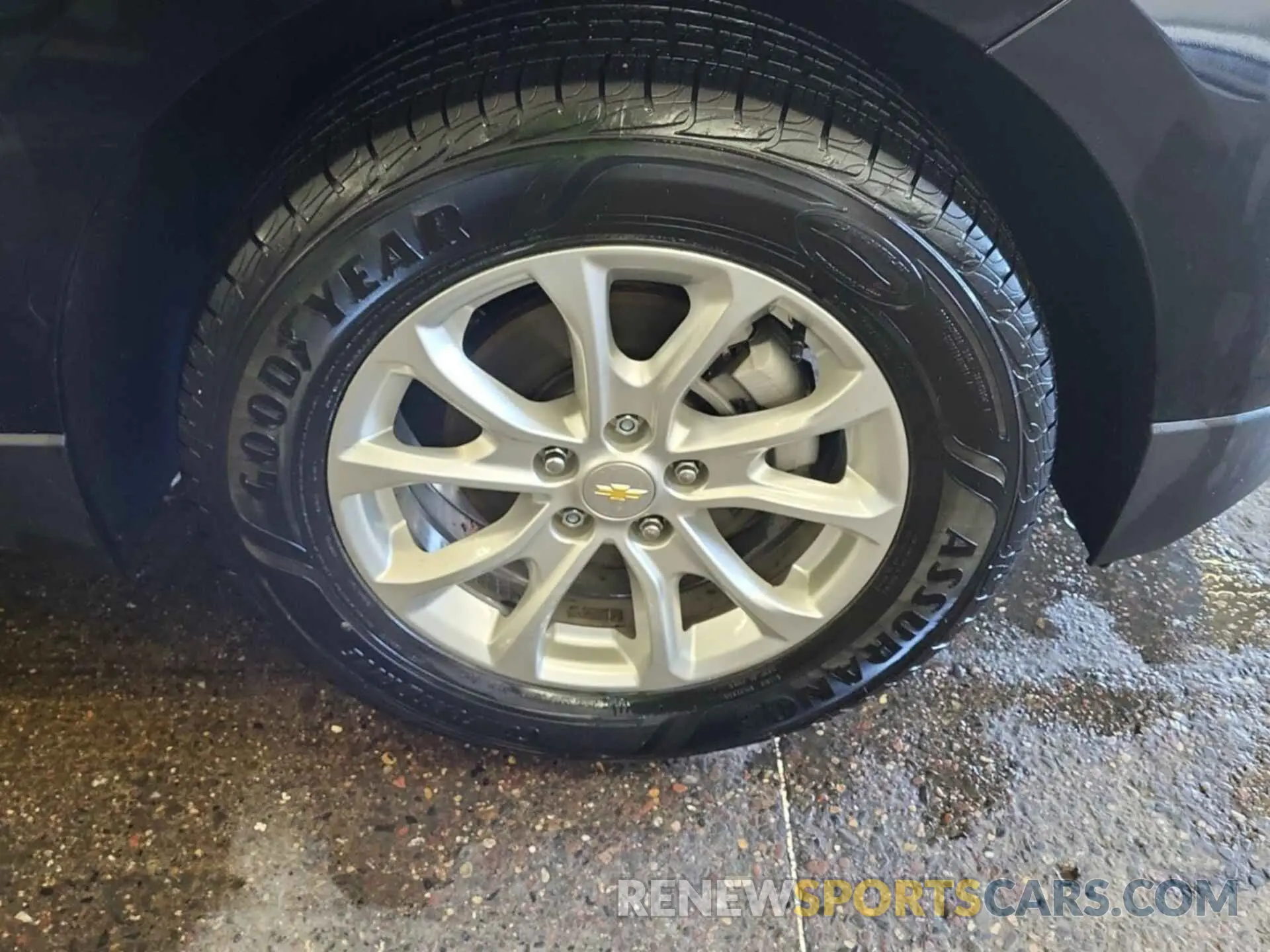 25 fotografías del automóvil dañado 2GNAXTEV1M6160320 CHEVROLET EQUINOX 2021