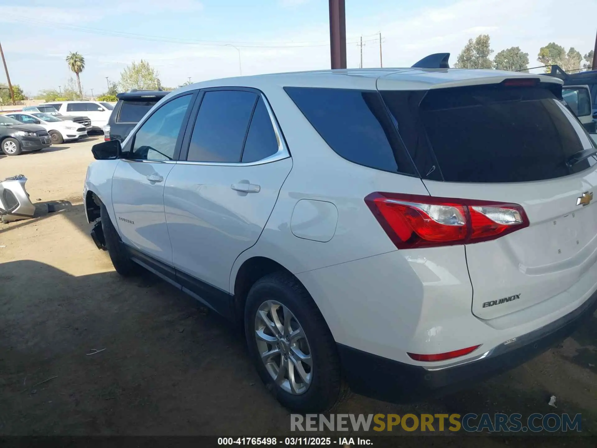 3 fotografías del automóvil dañado 2GNAXTEV2M6100322 CHEVROLET EQUINOX 2021