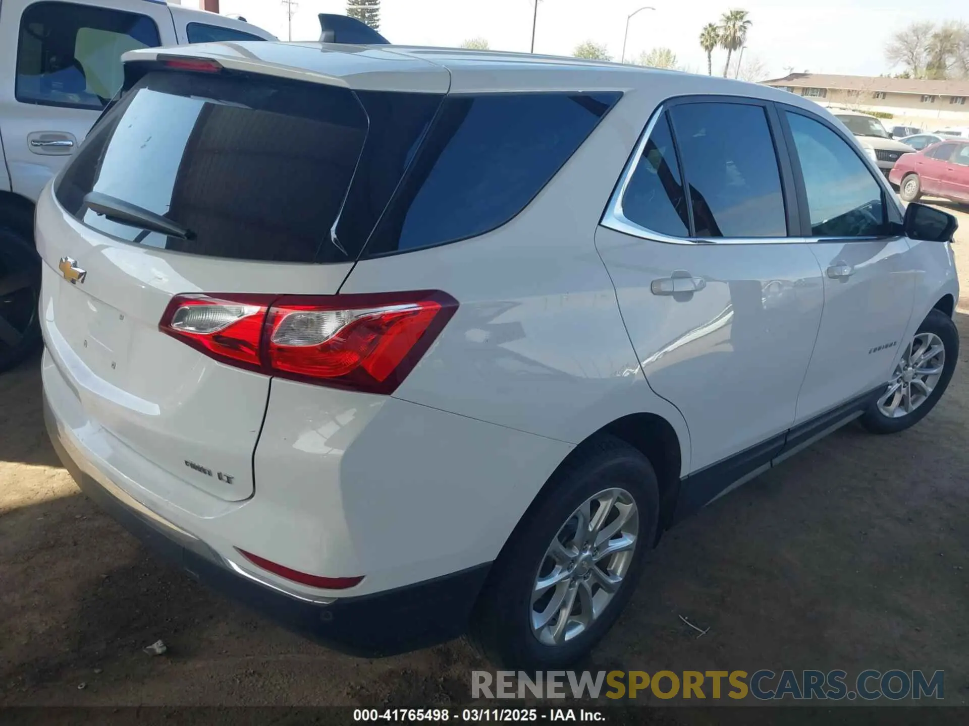 4 fotografías del automóvil dañado 2GNAXTEV2M6100322 CHEVROLET EQUINOX 2021