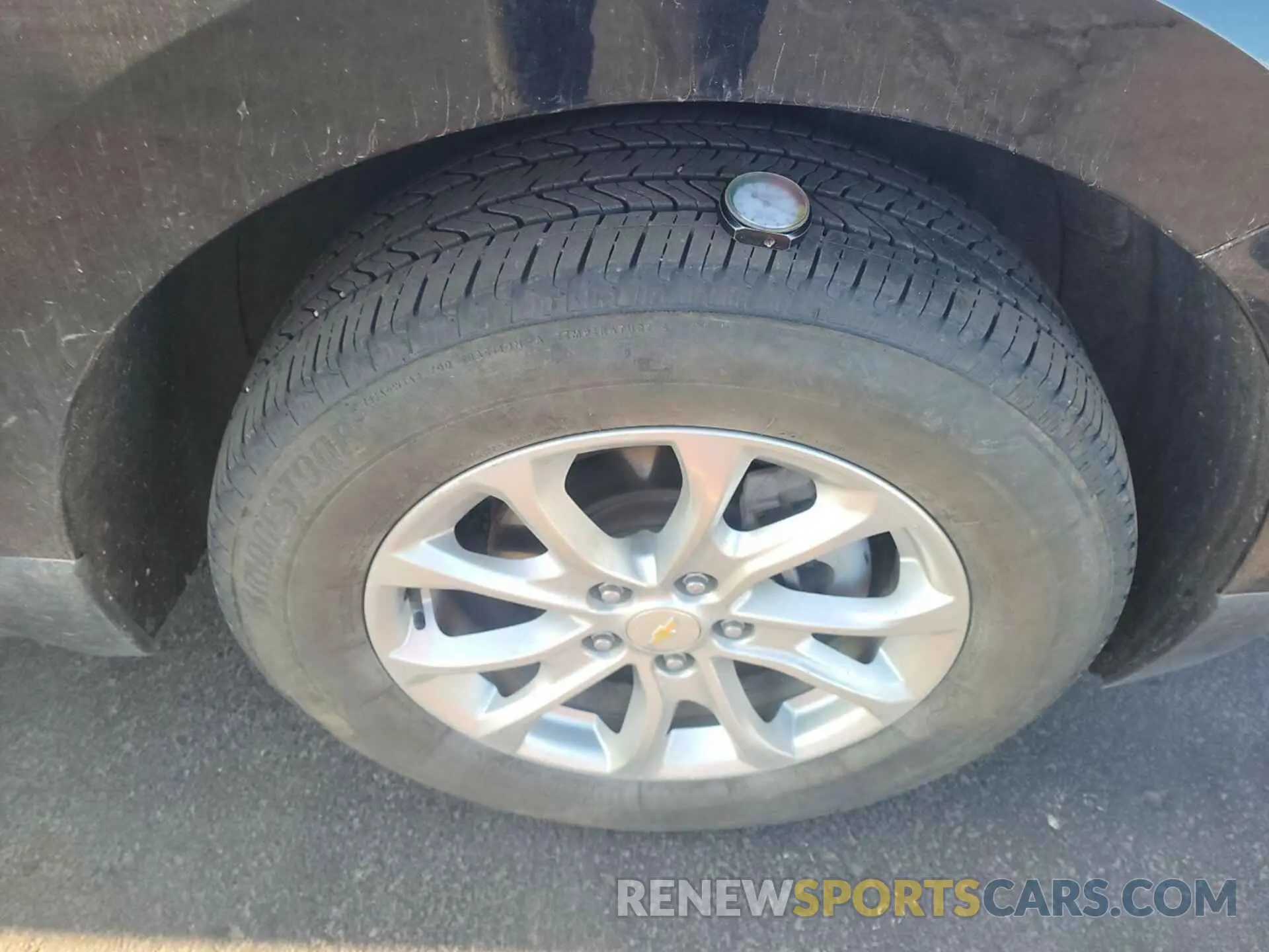 32 fotografías del automóvil dañado 2GNAXTEV3M6107330 CHEVROLET EQUINOX 2021
