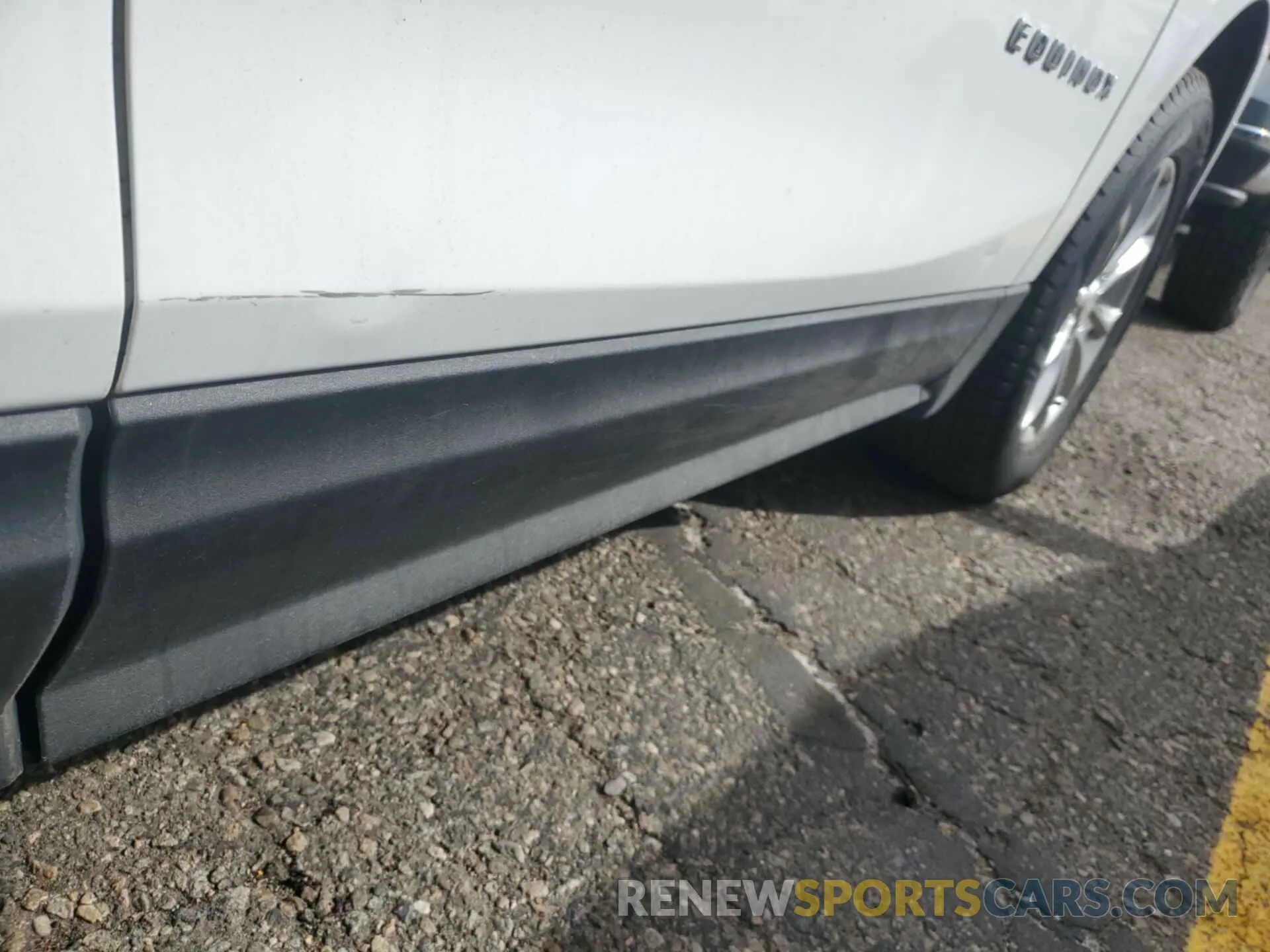 4 fotografías del automóvil dañado 2GNAXTEV7M6160564 CHEVROLET EQUINOX 2021