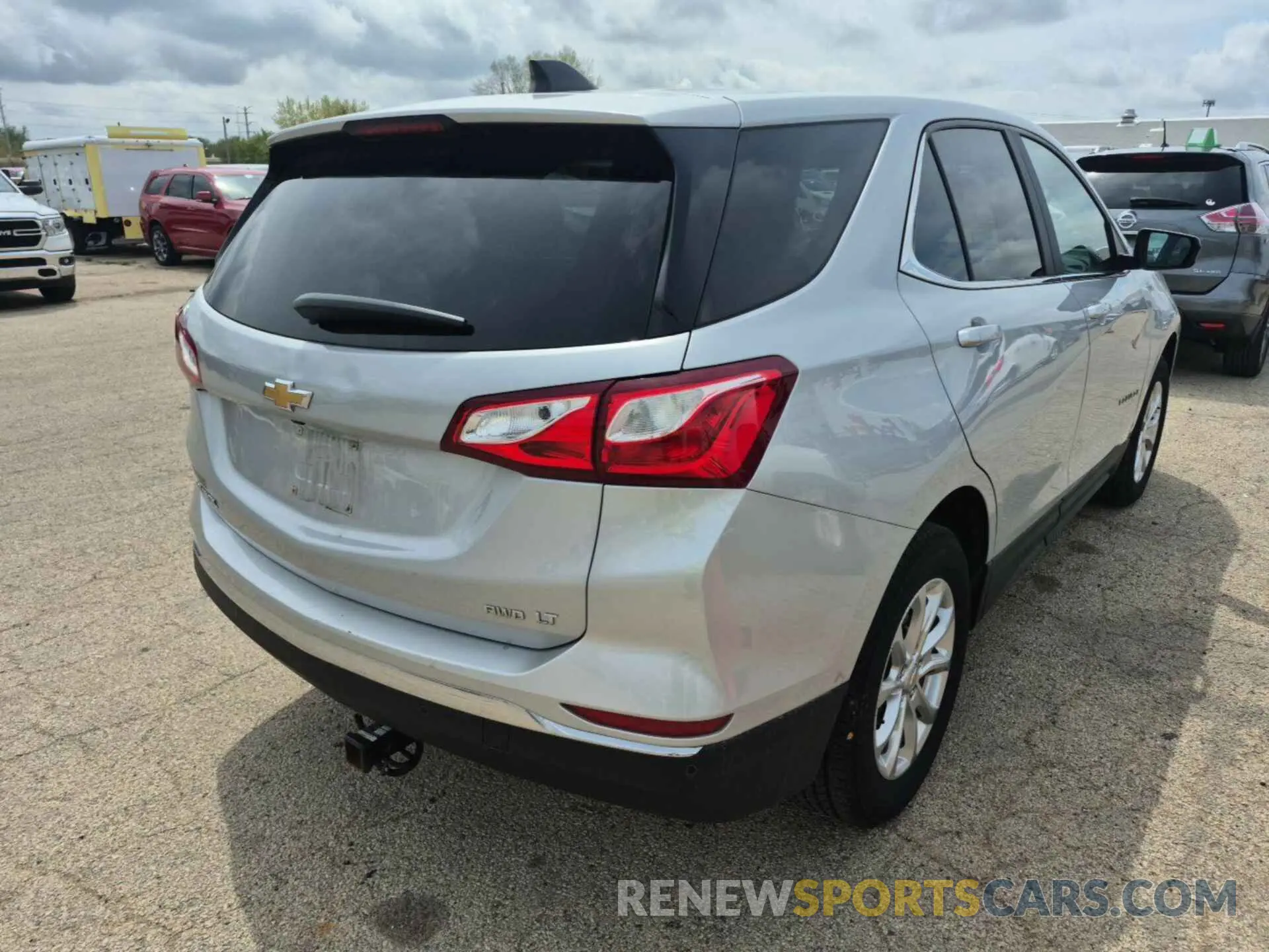 3 fotografías del automóvil dañado 2GNAXTEV8M6158242 CHEVROLET EQUINOX 2021