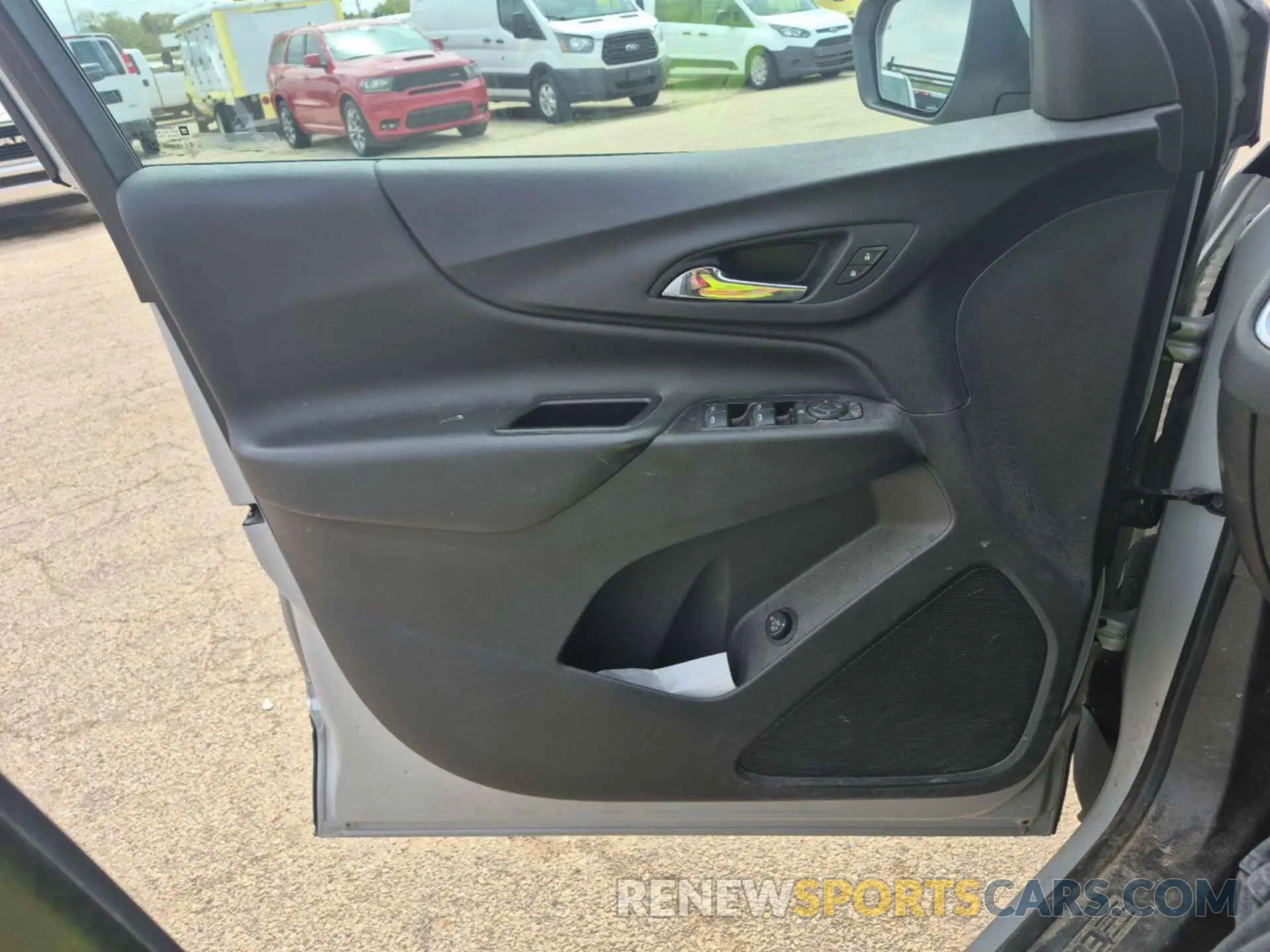 7 fotografías del automóvil dañado 2GNAXTEV8M6158242 CHEVROLET EQUINOX 2021
