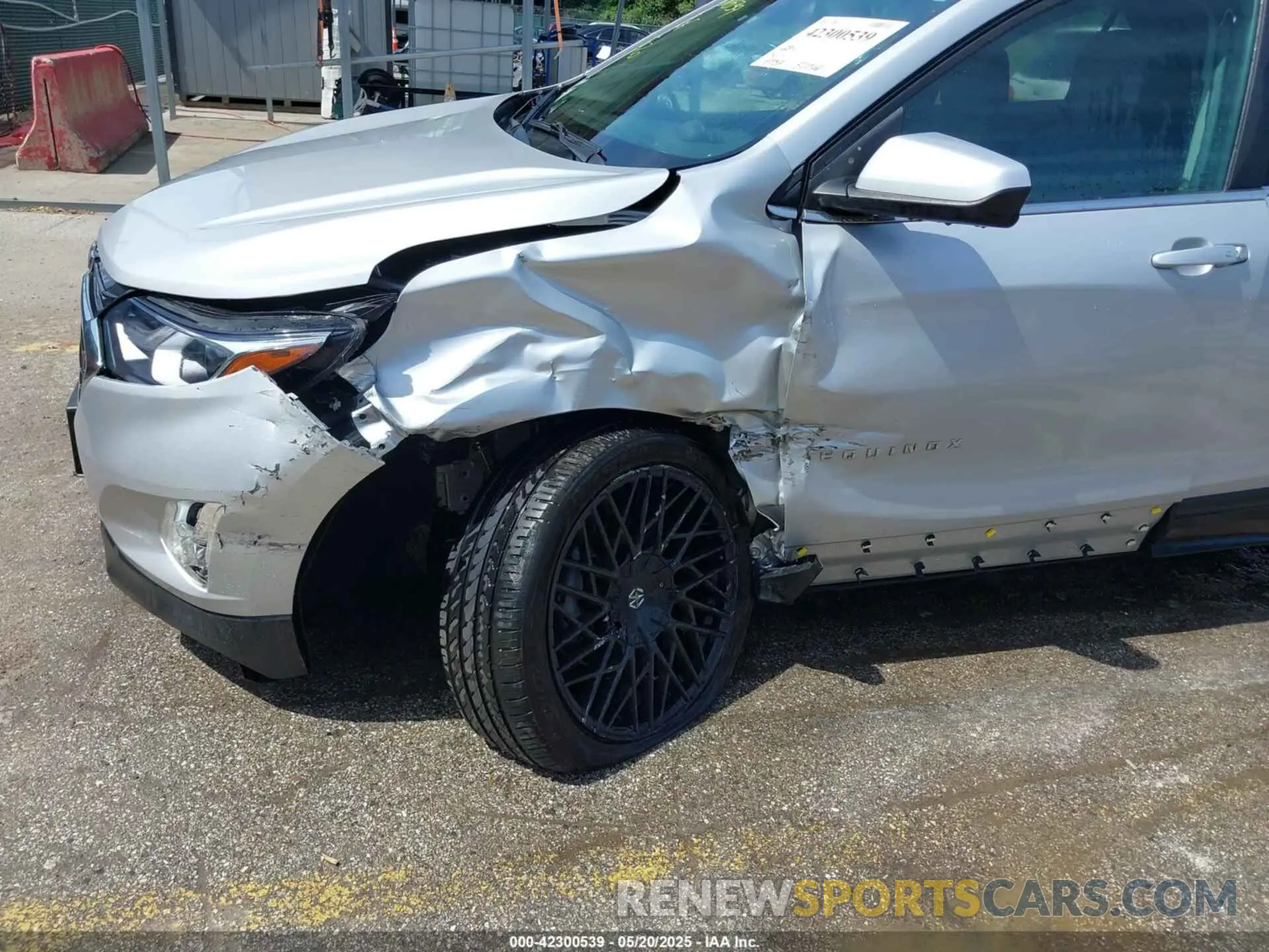 6 fotografías del automóvil dañado 2GNAXUEV0M6106898 CHEVROLET EQUINOX 2021