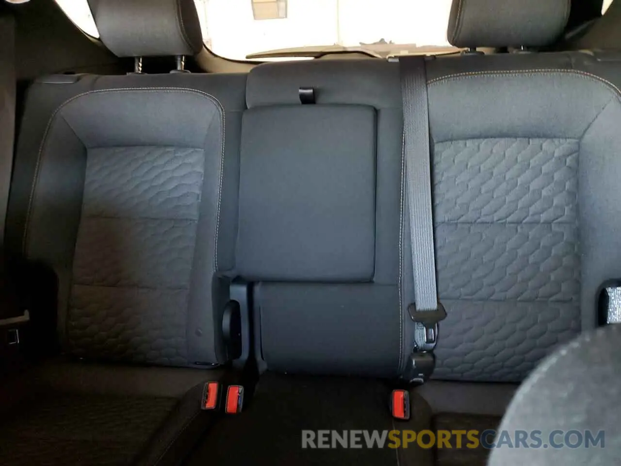 10 fotografías del automóvil dañado 2GNAXUEV1M6134368 CHEVROLET EQUINOX 2021