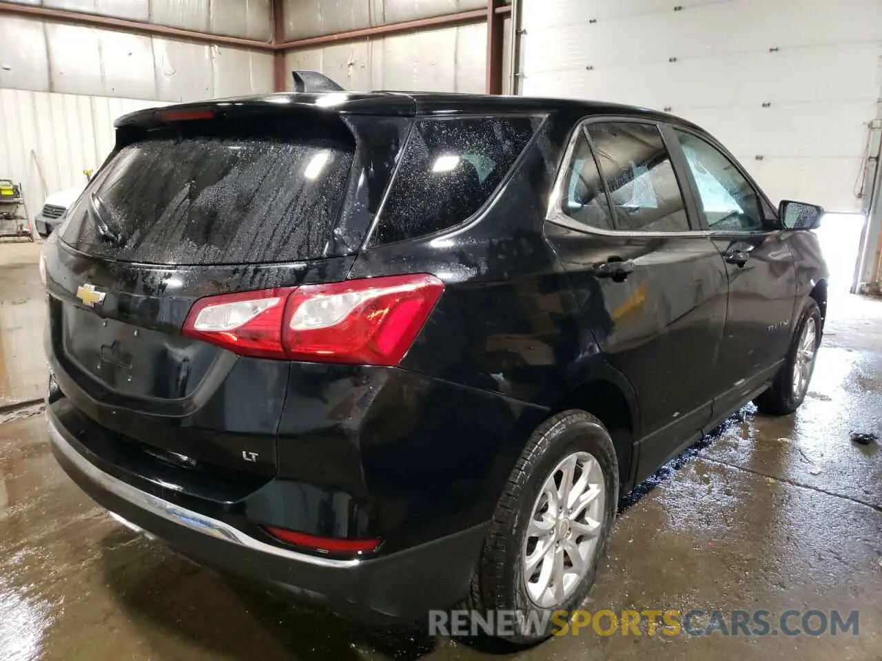 3 fotografías del automóvil dañado 2GNAXUEV2M6122360 CHEVROLET EQUINOX 2021