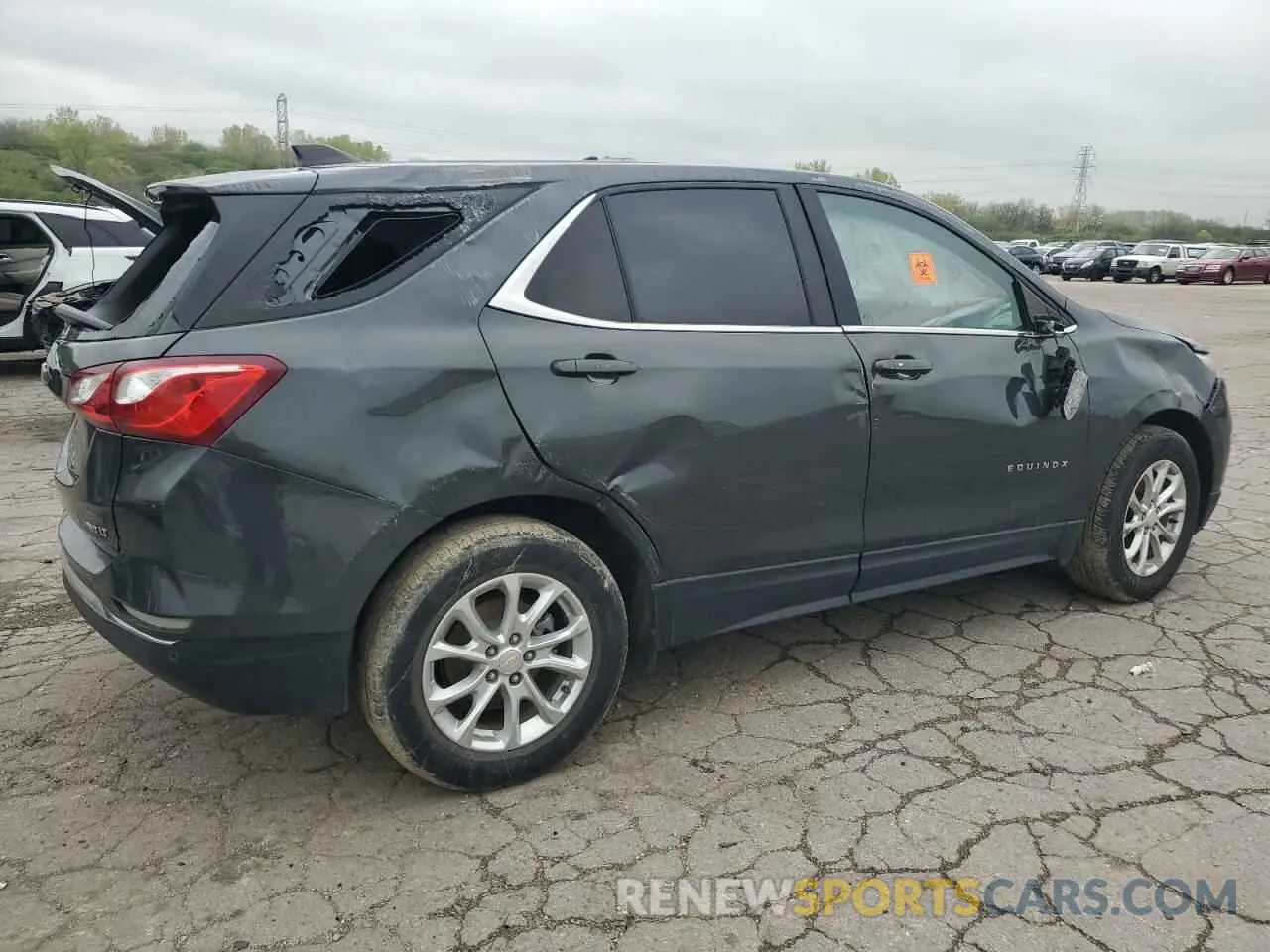 3 fotografías del automóvil dañado 2GNAXUEV2M6143032 CHEVROLET EQUINOX 2021